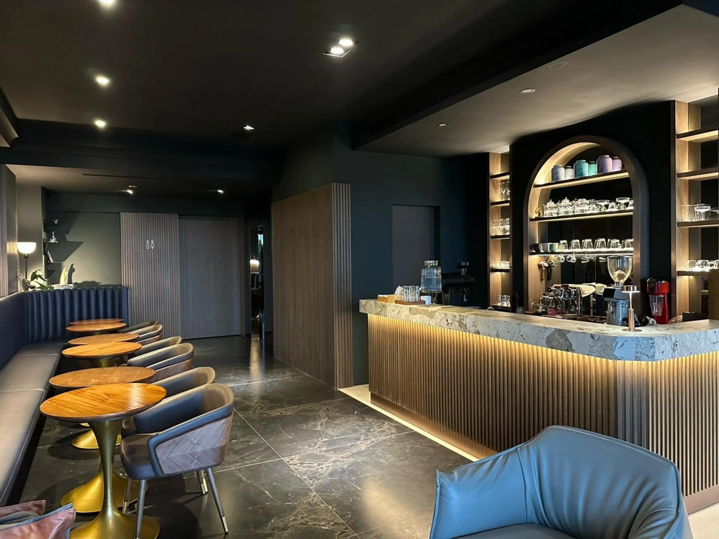 Seating area in Kenting Sea Wall 130