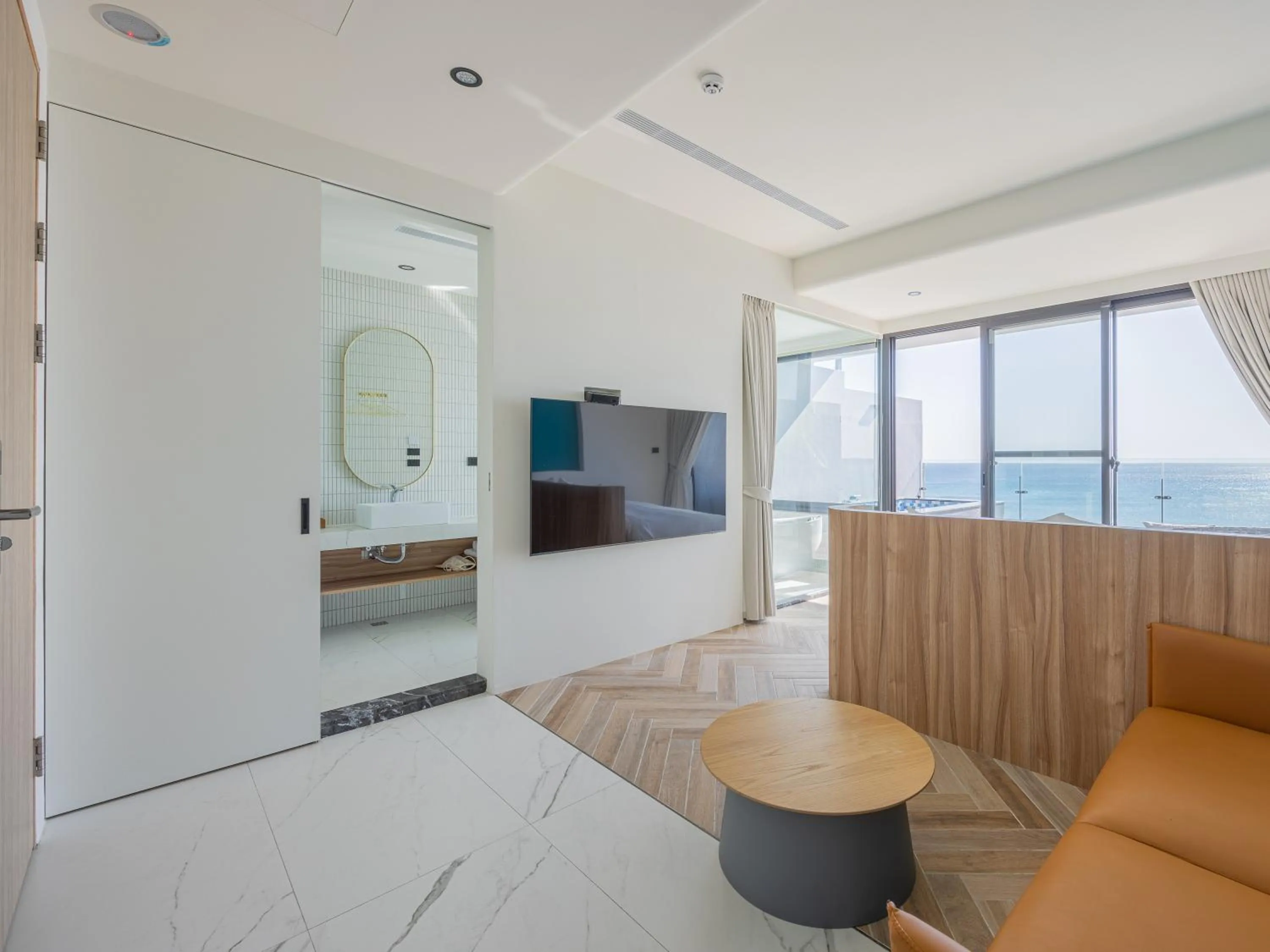 On site in Kenting Sea Wall 130