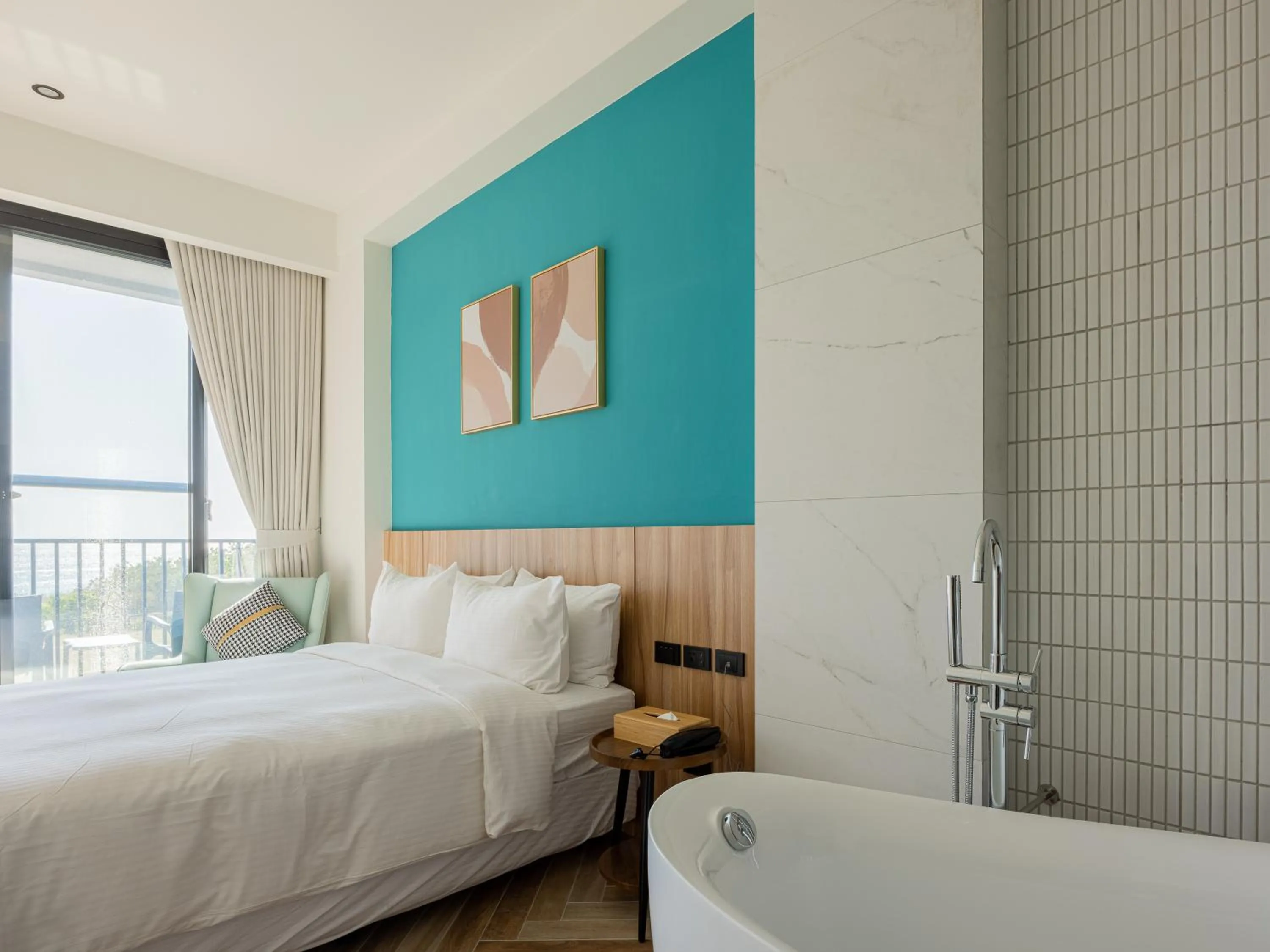 On site, Bed in Kenting Sea Wall 130