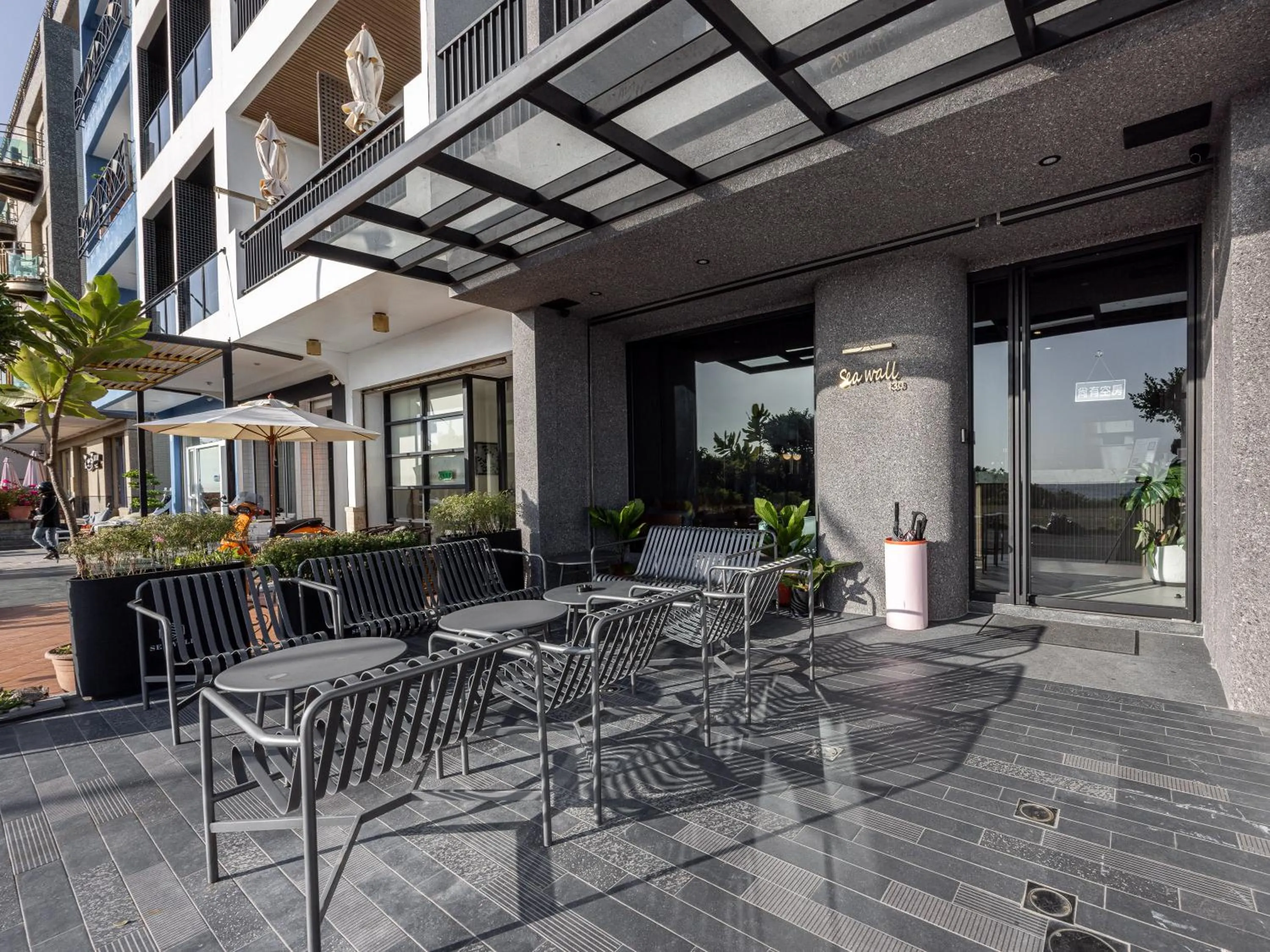 Property building in Kenting Sea Wall 130