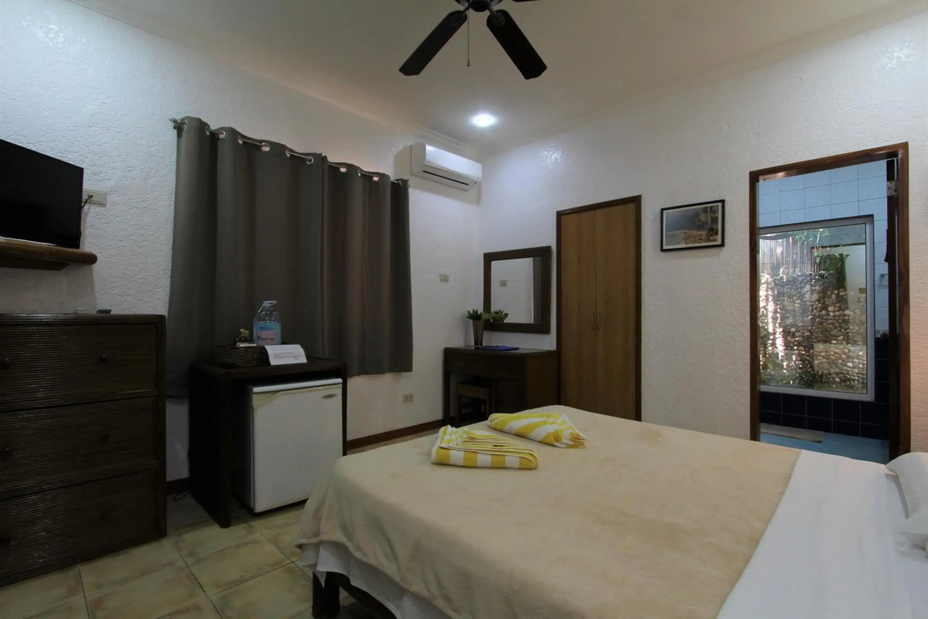 Bed in Thalatta Resort Bed in Thalatta Resort