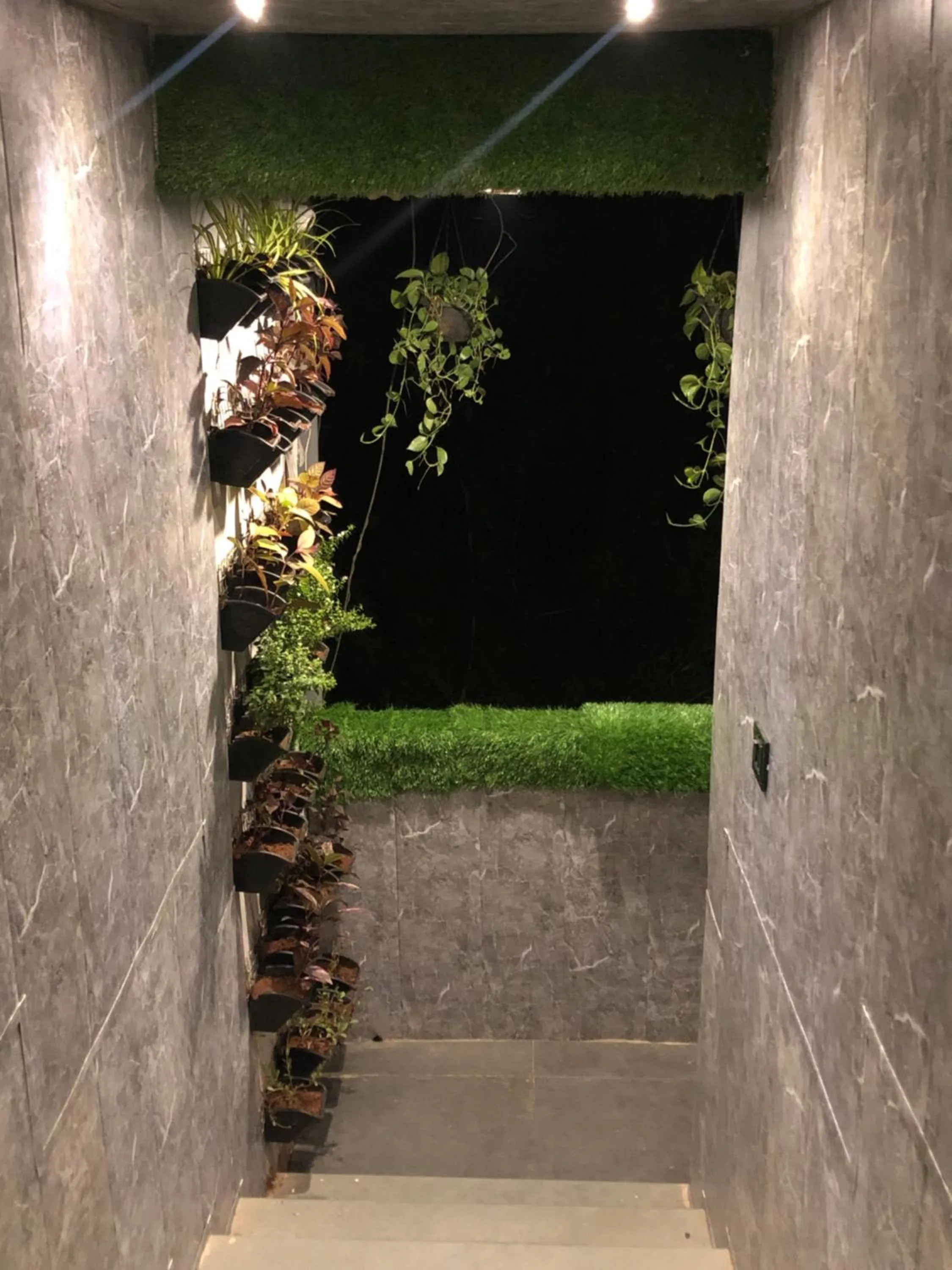 Night in Aariv Inn BAGA BEACH