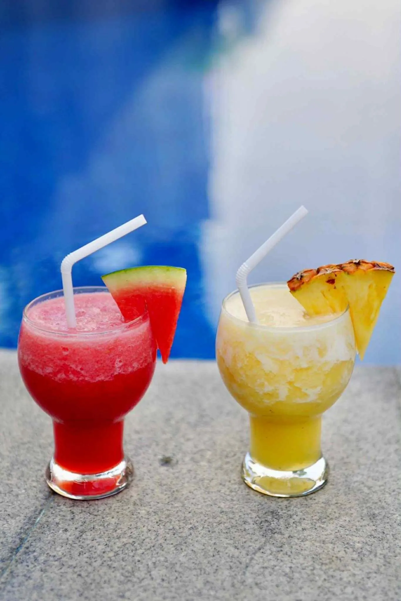 Drinks in Mayfair Resort