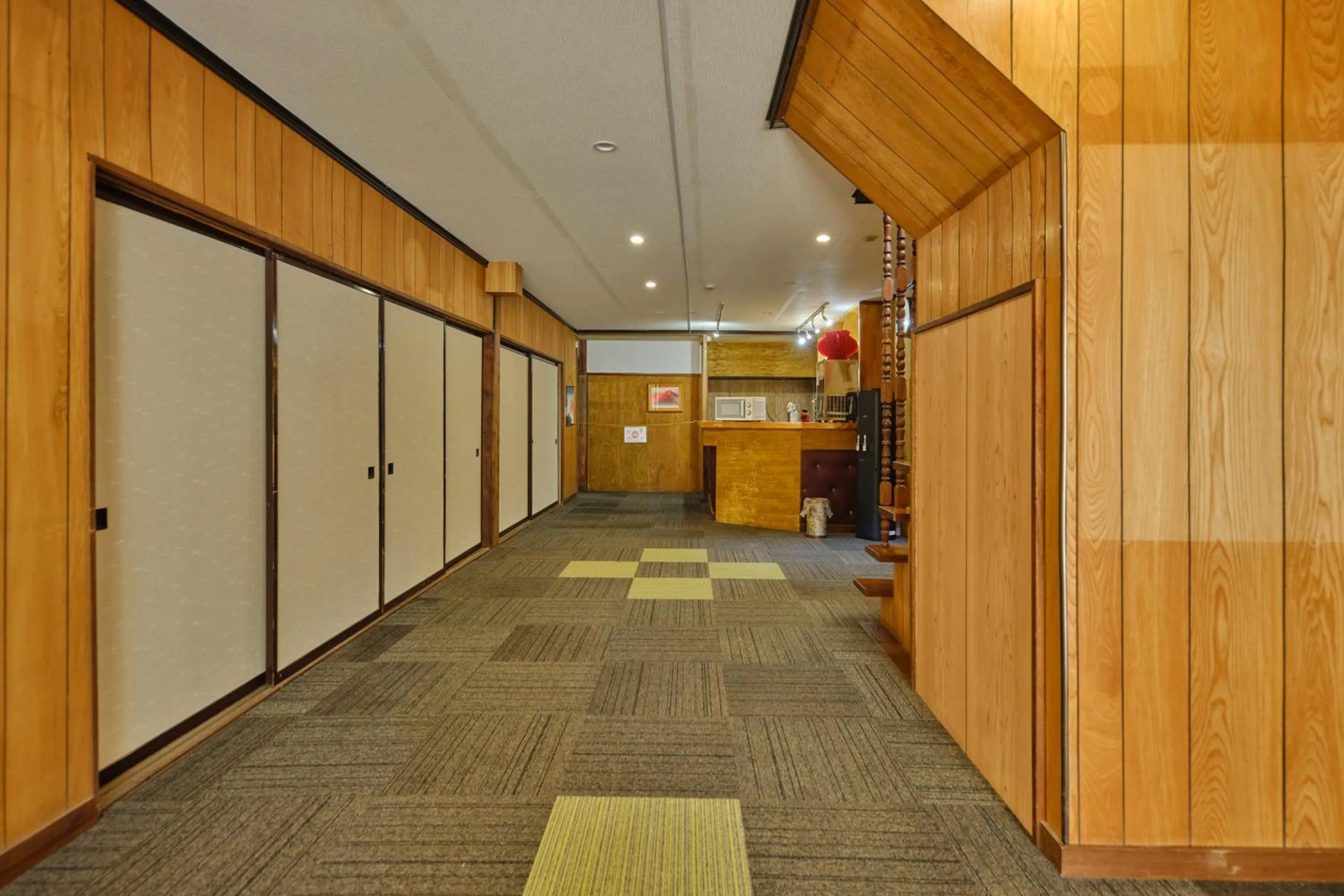 Communal lounge/ TV room in Fuyo Sankyo Enka