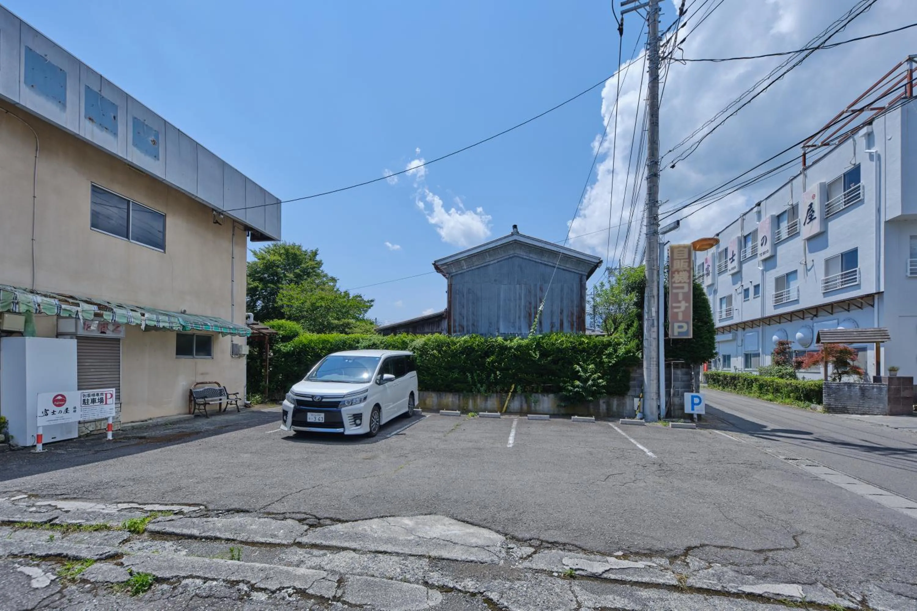 Property building in Fuyo Sankyo Enka