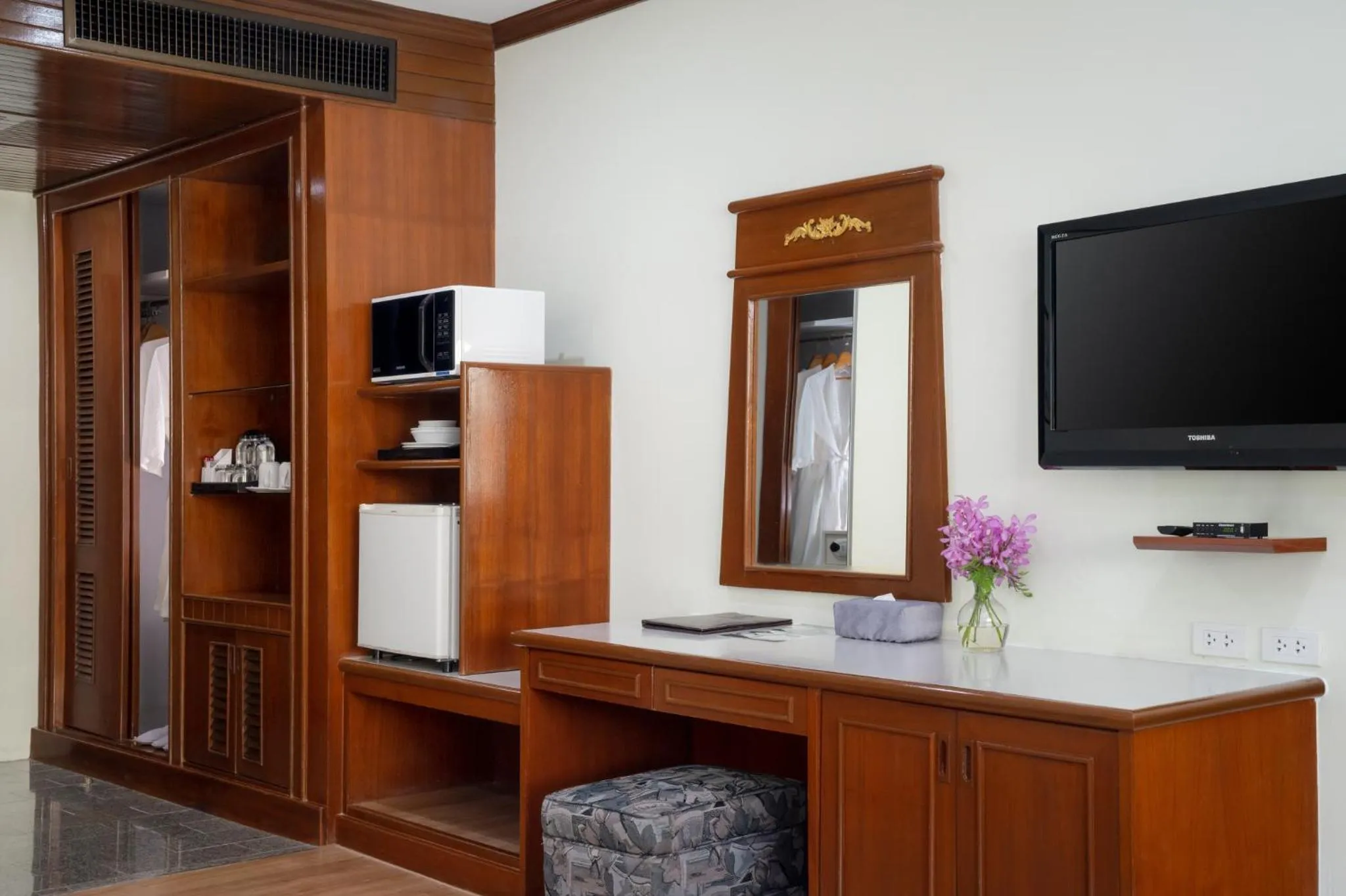 Photo of the whole room in Star Convention Hotel