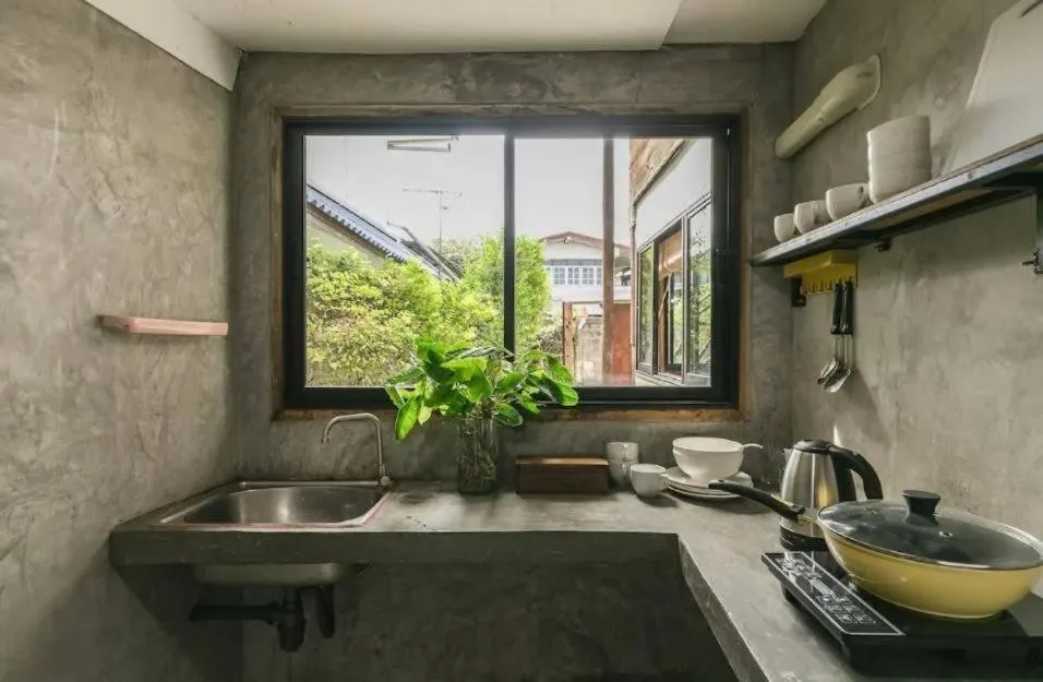 Kitchen or kitchenette in Nearthepark boutique house1