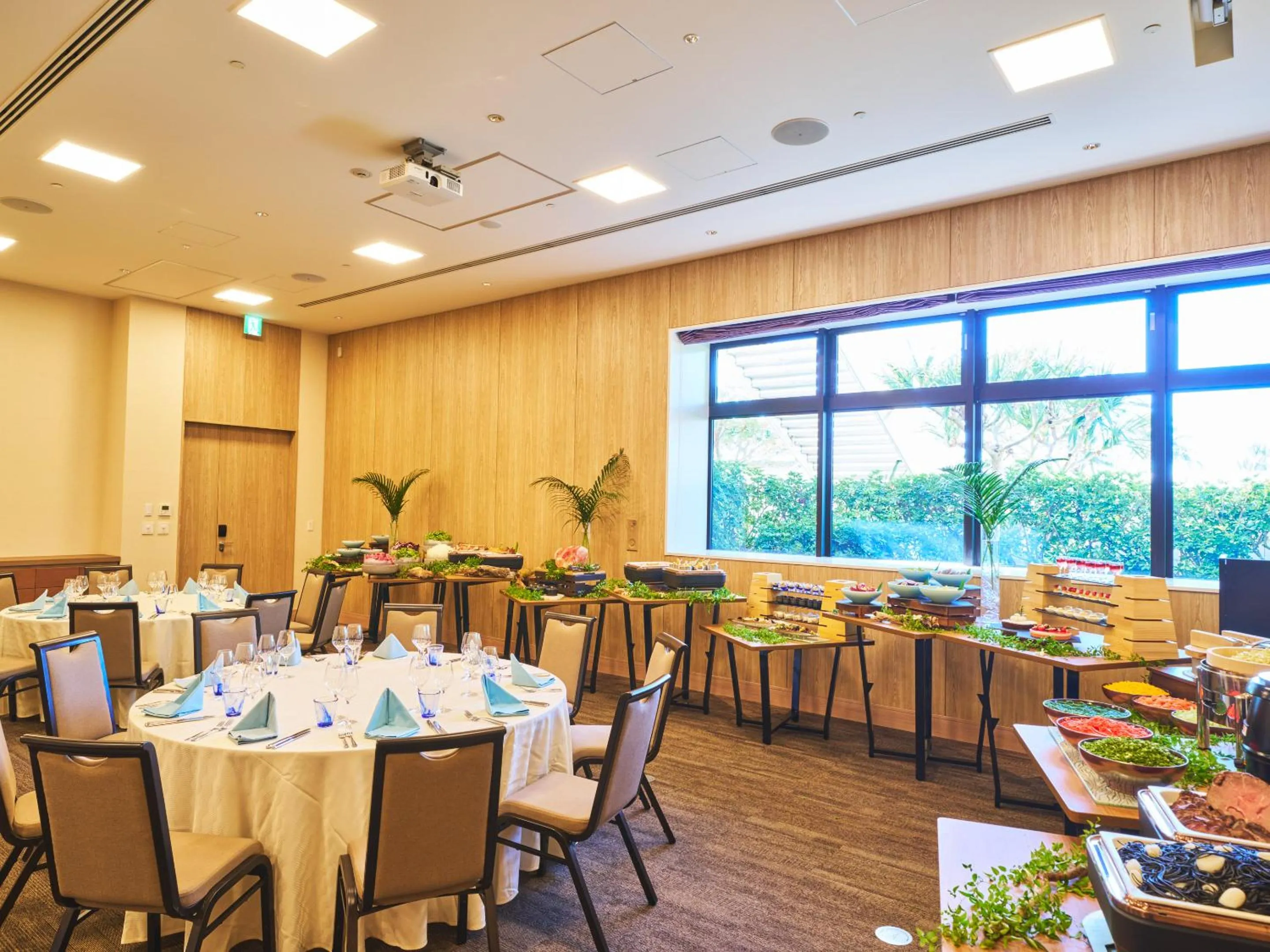 Banquet/Function facilities in Hilton Okinawa Chatan Resort