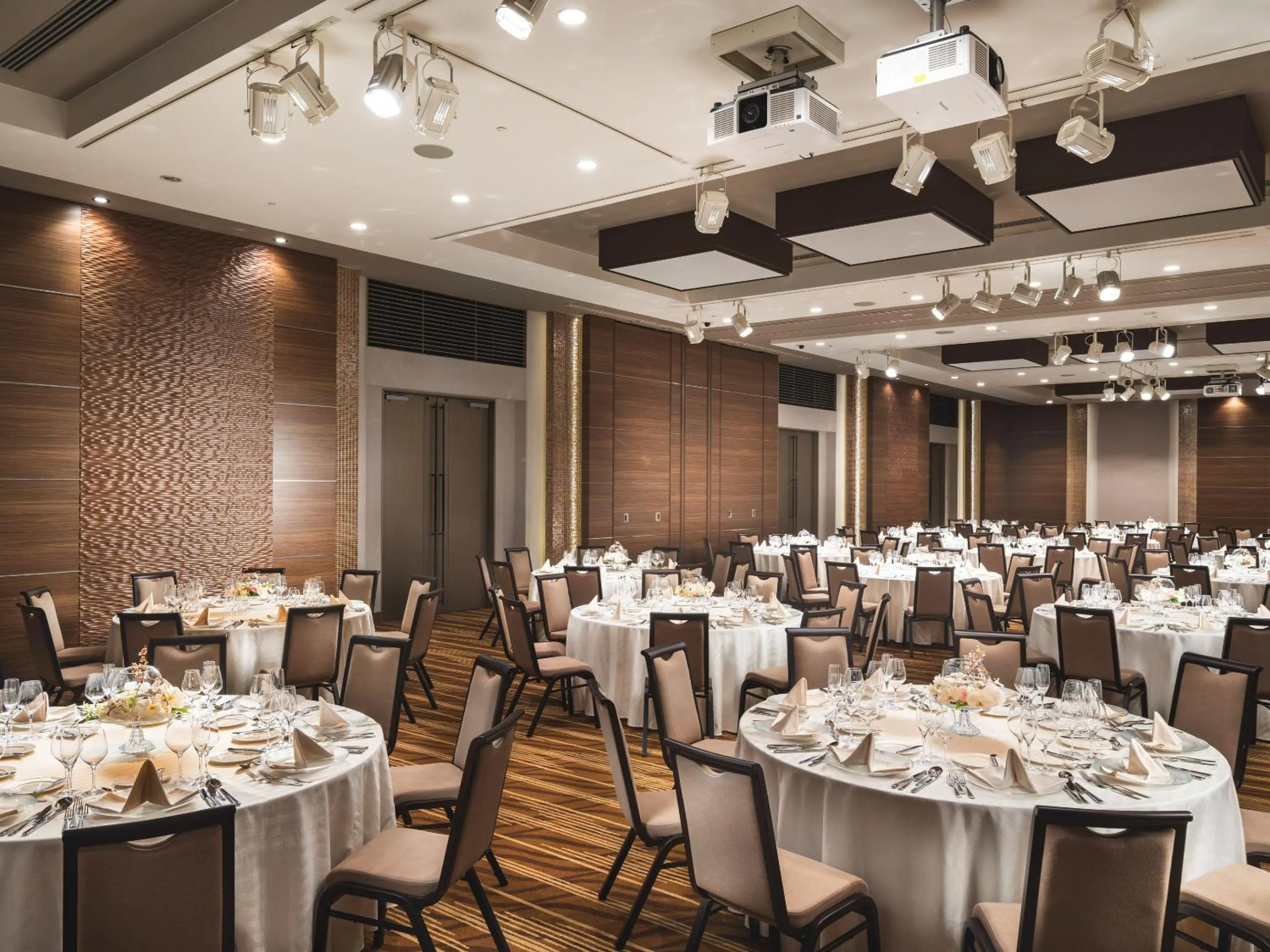 Banquet/Function facilities in Hilton Okinawa Chatan Resort