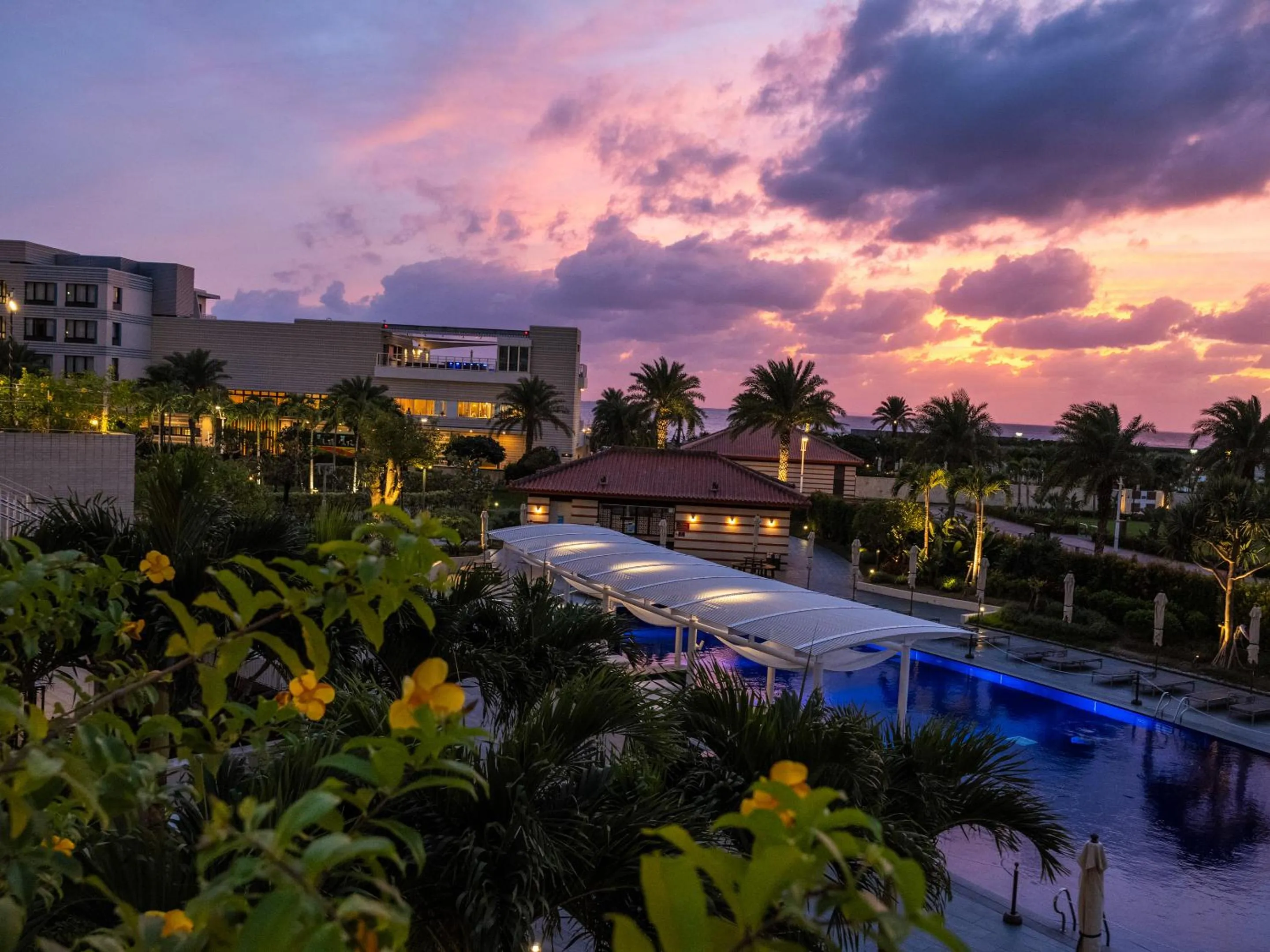 Property building in Hilton Okinawa Chatan Resort