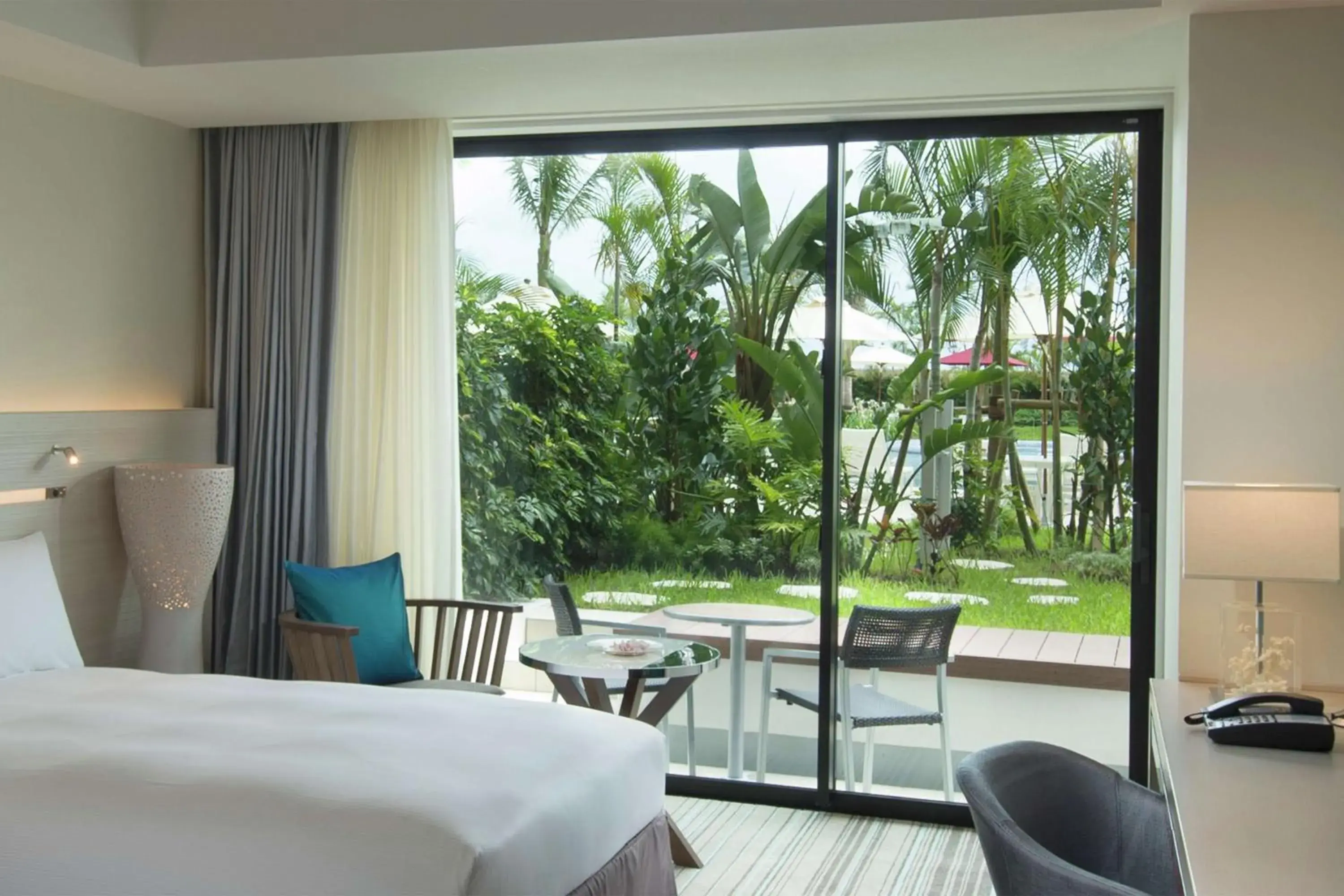 Bed in Hilton Okinawa Chatan Resort Bed in Hilton Okinawa Chatan Resort