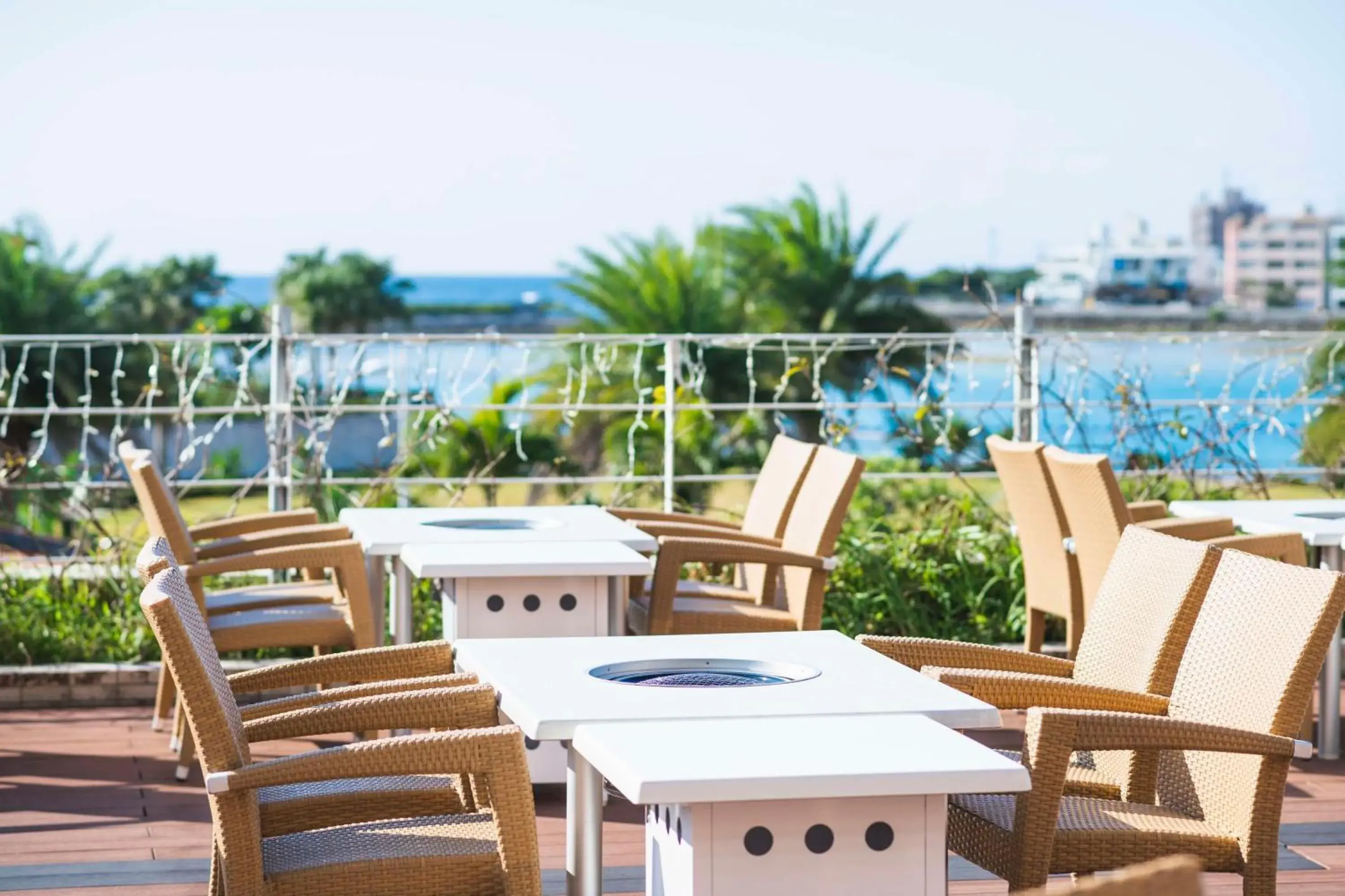 Restaurant/places to eat in Hilton Okinawa Chatan Resort Restaurant/places to eat in Hilton Okinawa Chatan Resort