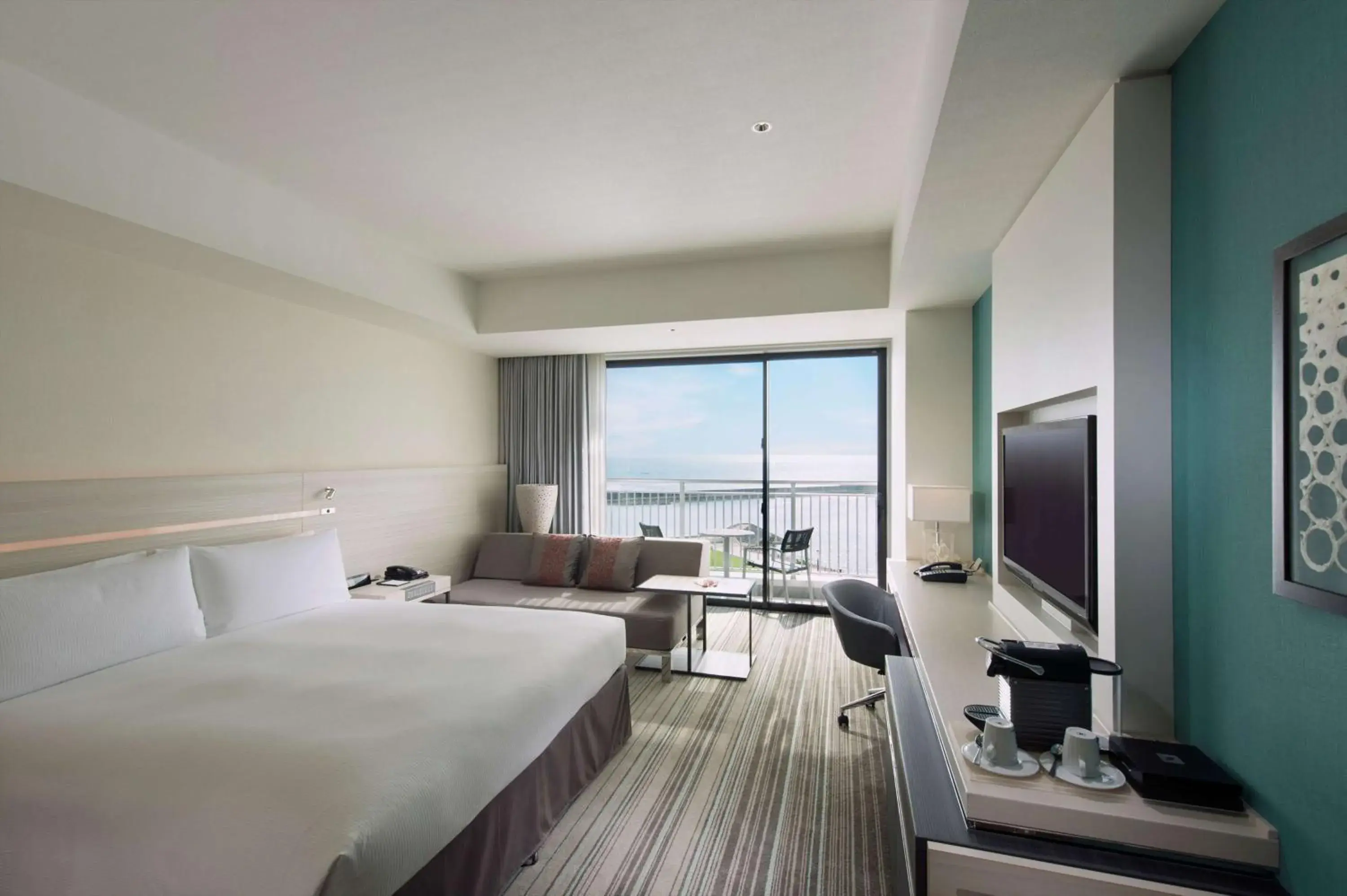 King Executive with Ocean View in Hilton Okinawa Chatan Resort King Executive with Ocean View in Hilton Okinawa Chatan Resort