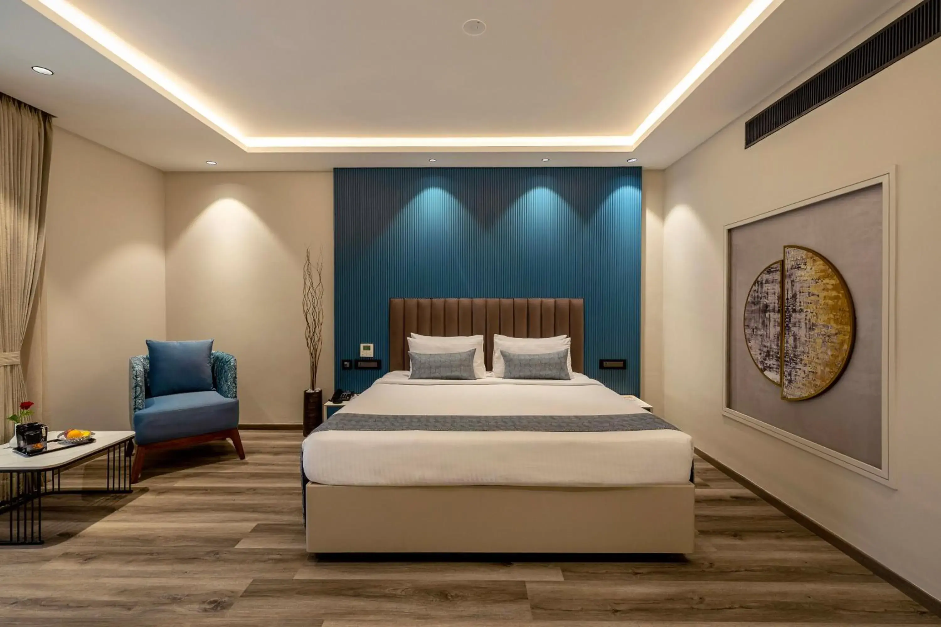 Bedroom, Bed in Citrine Bedroom, Bed in Citrine