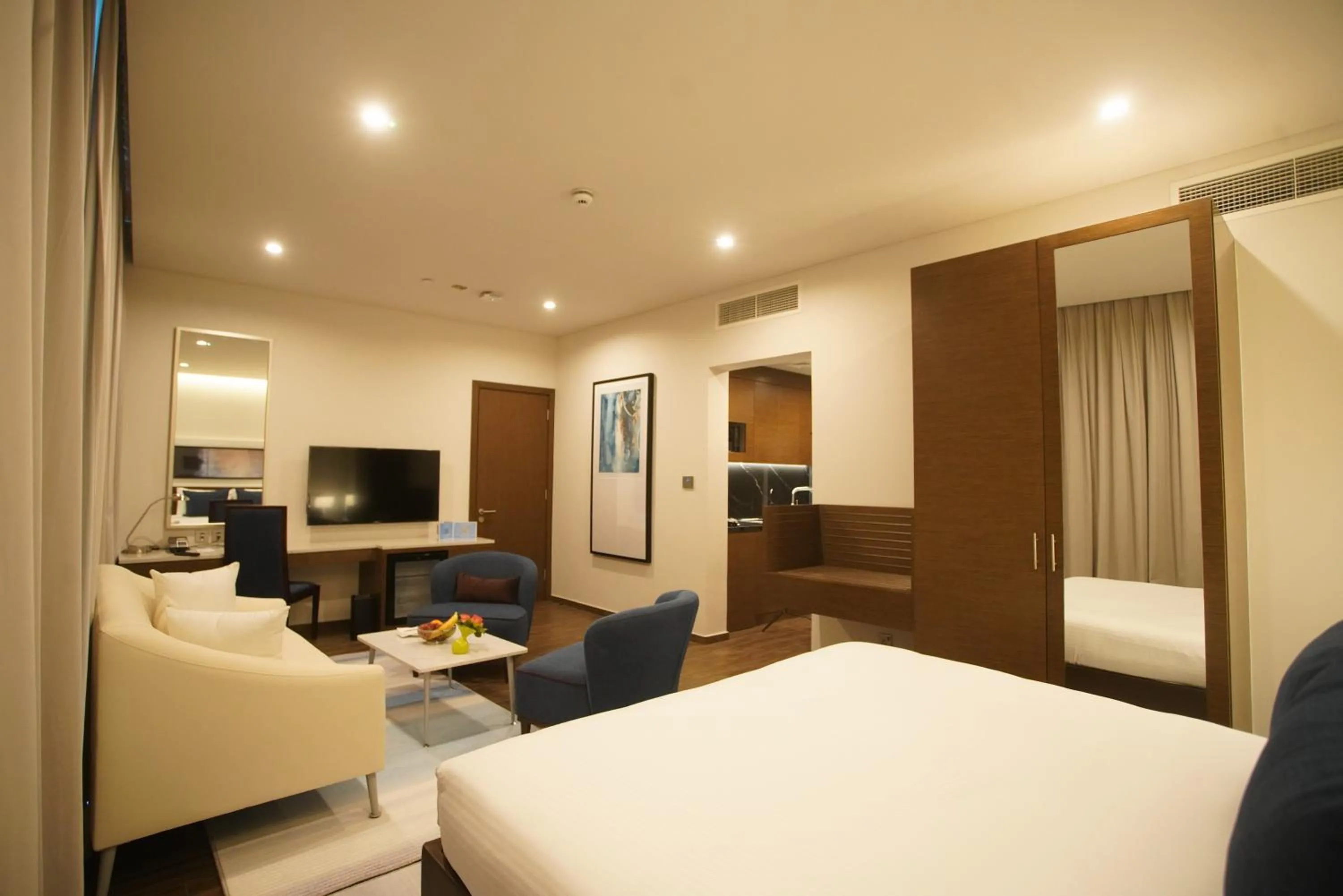 Bedroom, Bed in C - Hotel and Suites Doha