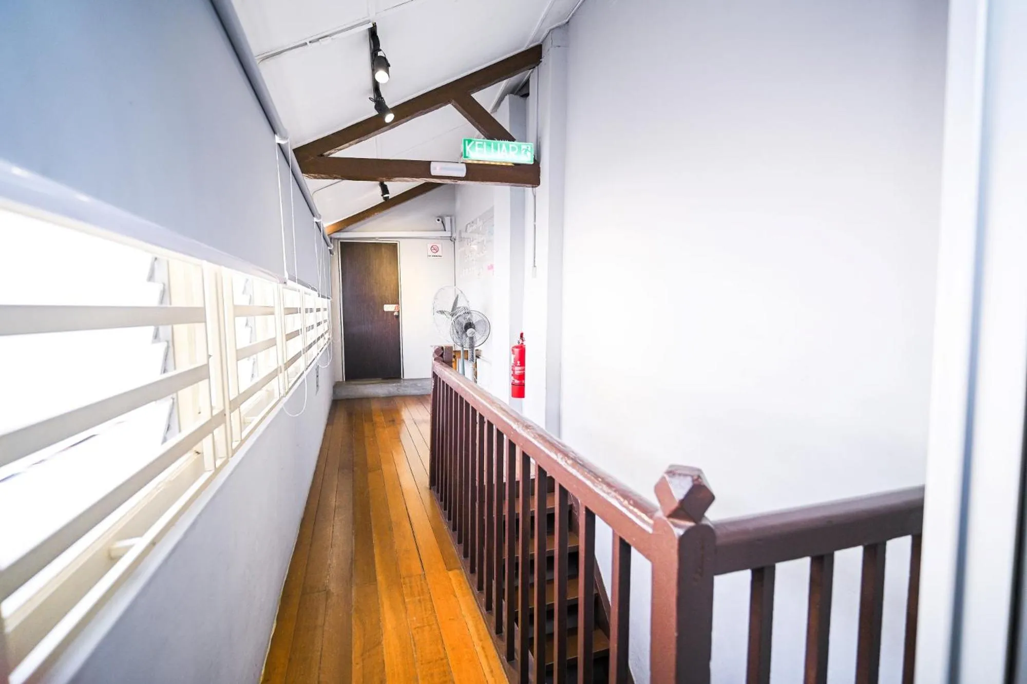 Swing & Pillows @ Beach Street