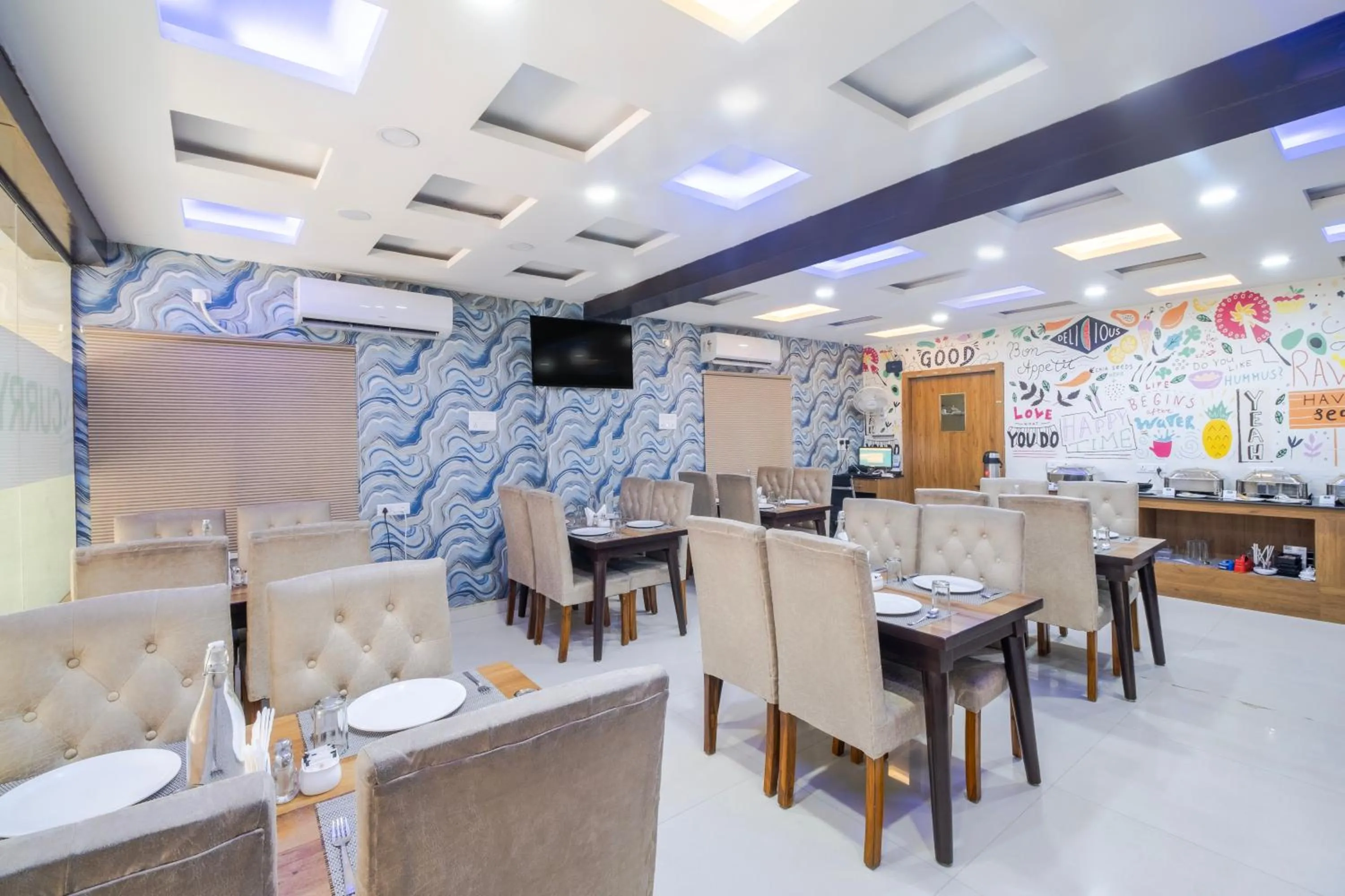 Restaurant/places to eat in Lemonridge Hotels Kukatpally