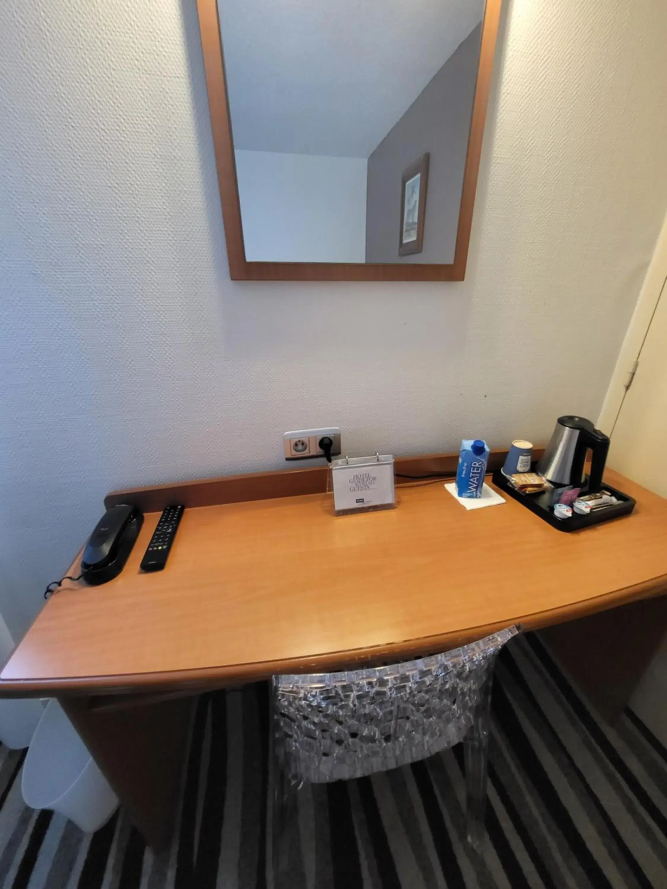 Twin Room in Kyriad Saint Quentin en Yvelines - Montigny Twin Room in Kyriad Saint Quentin en Yvelines - Montigny