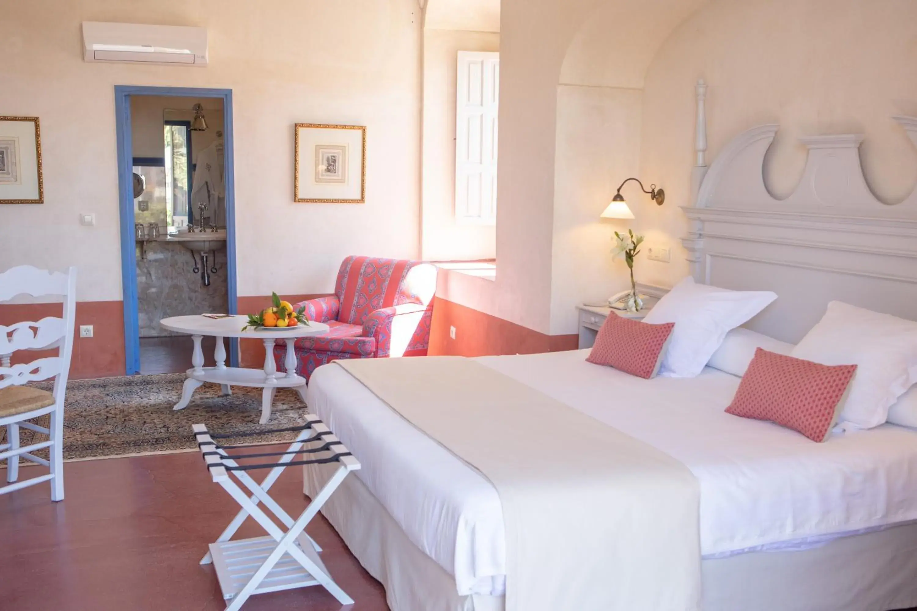 Photo of the whole room, Bed in Monasterio de San Francisco Photo of the whole room, Bed in Monasterio de San Francisco