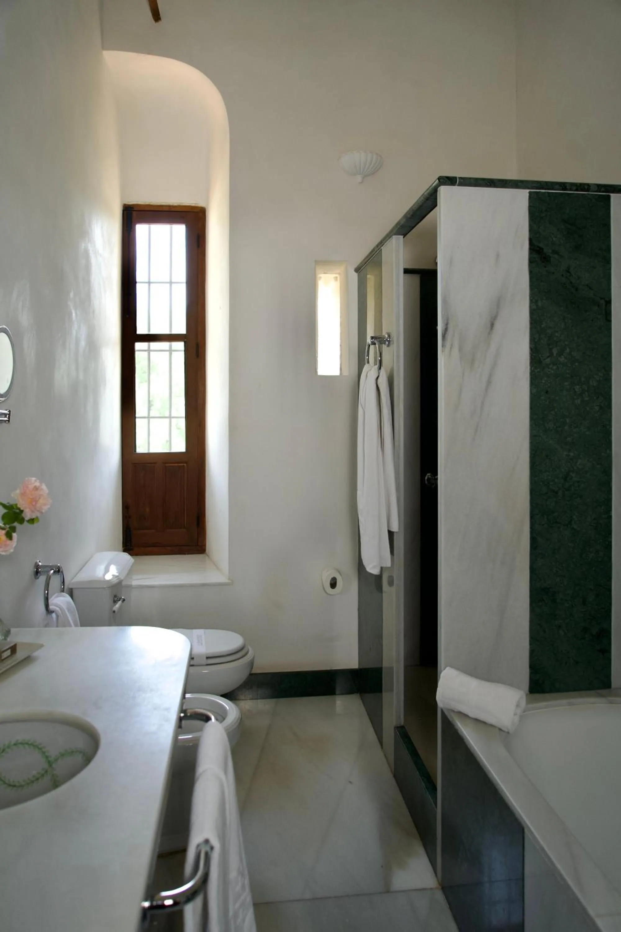 Bathroom in Monasterio de San Francisco