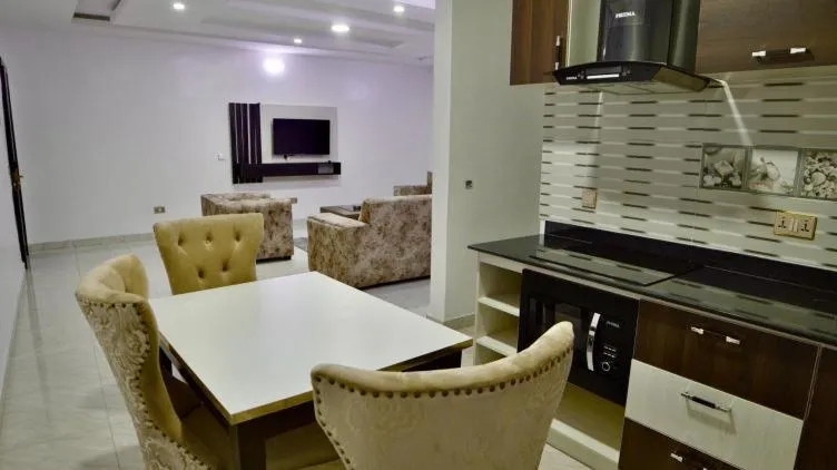 247 Luxury Hotel & Apartment Ajah