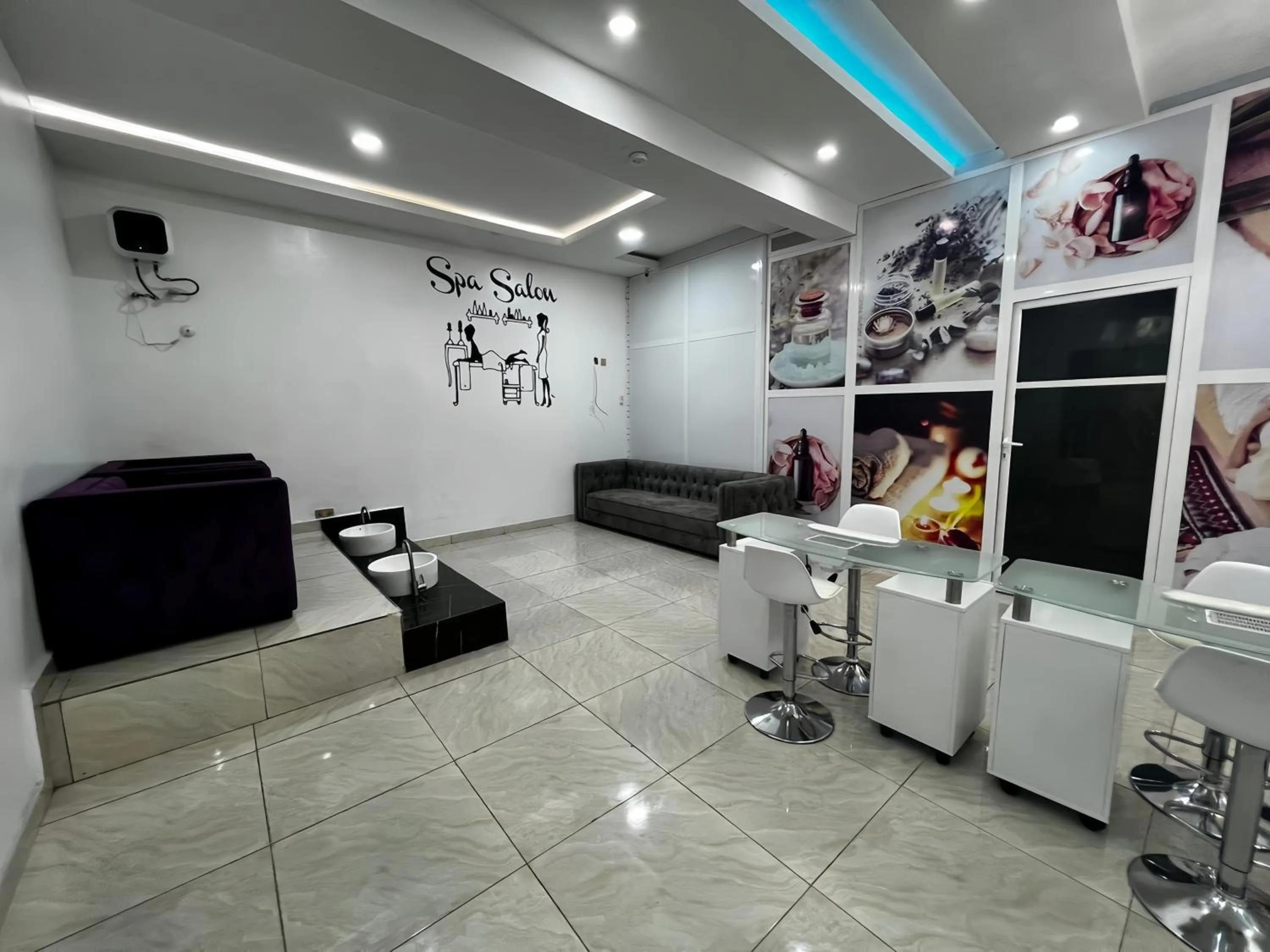 247 Luxury Hotel & Apartment Ajah