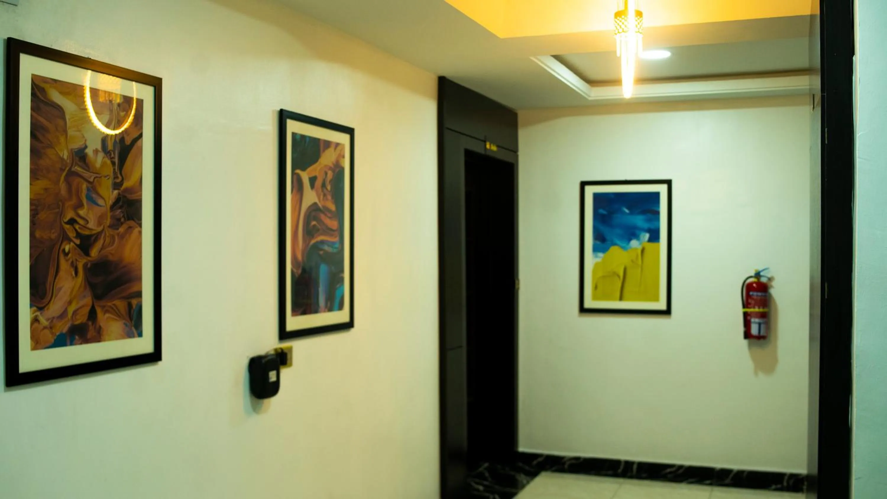 Decorative detail in 247 Luxury Hotel & Apartment Ajah