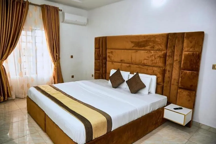 Bed in 247 Luxury Hotel & Apartment Ajah