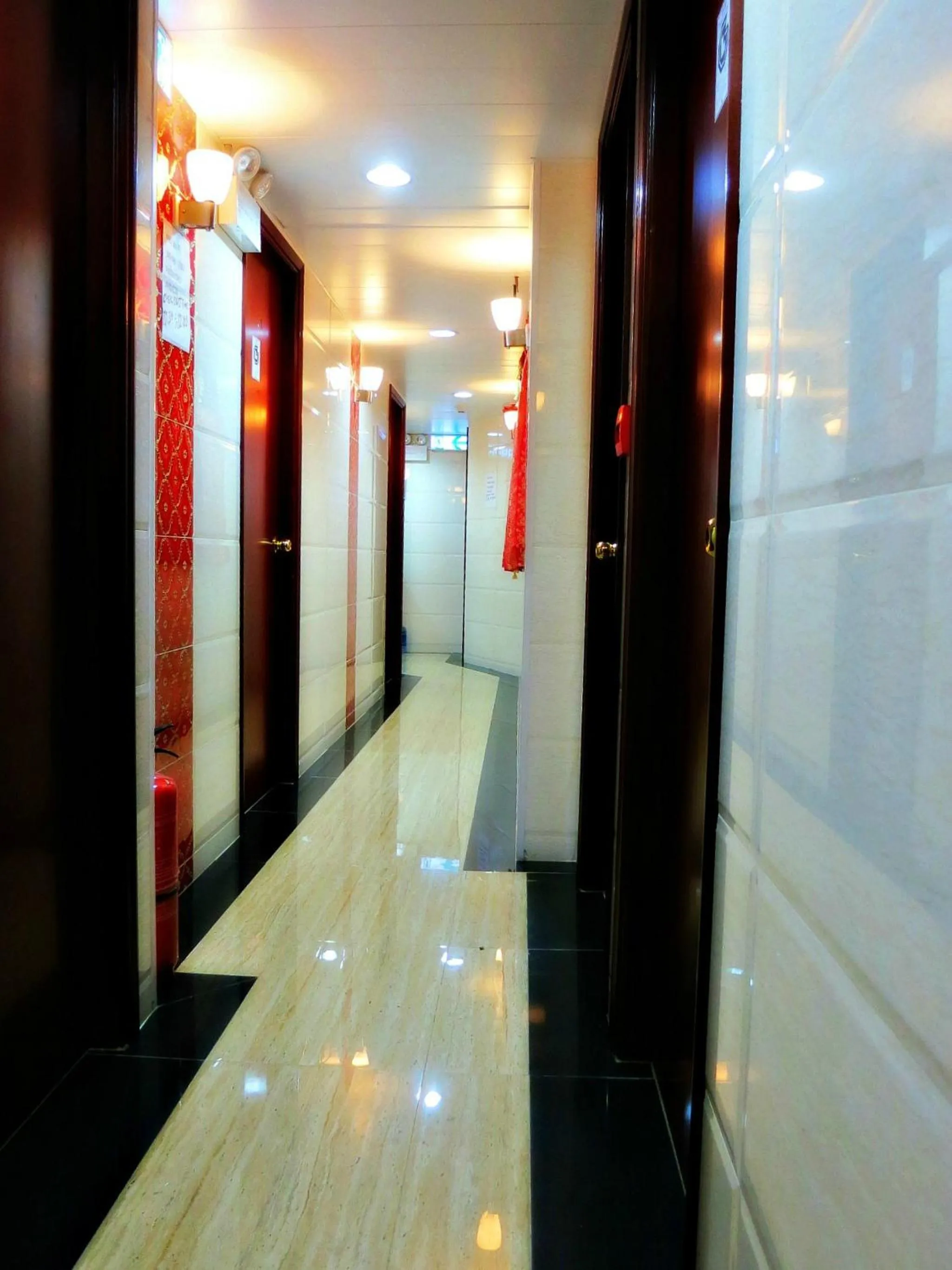 Decorative detail in Australia Lounge