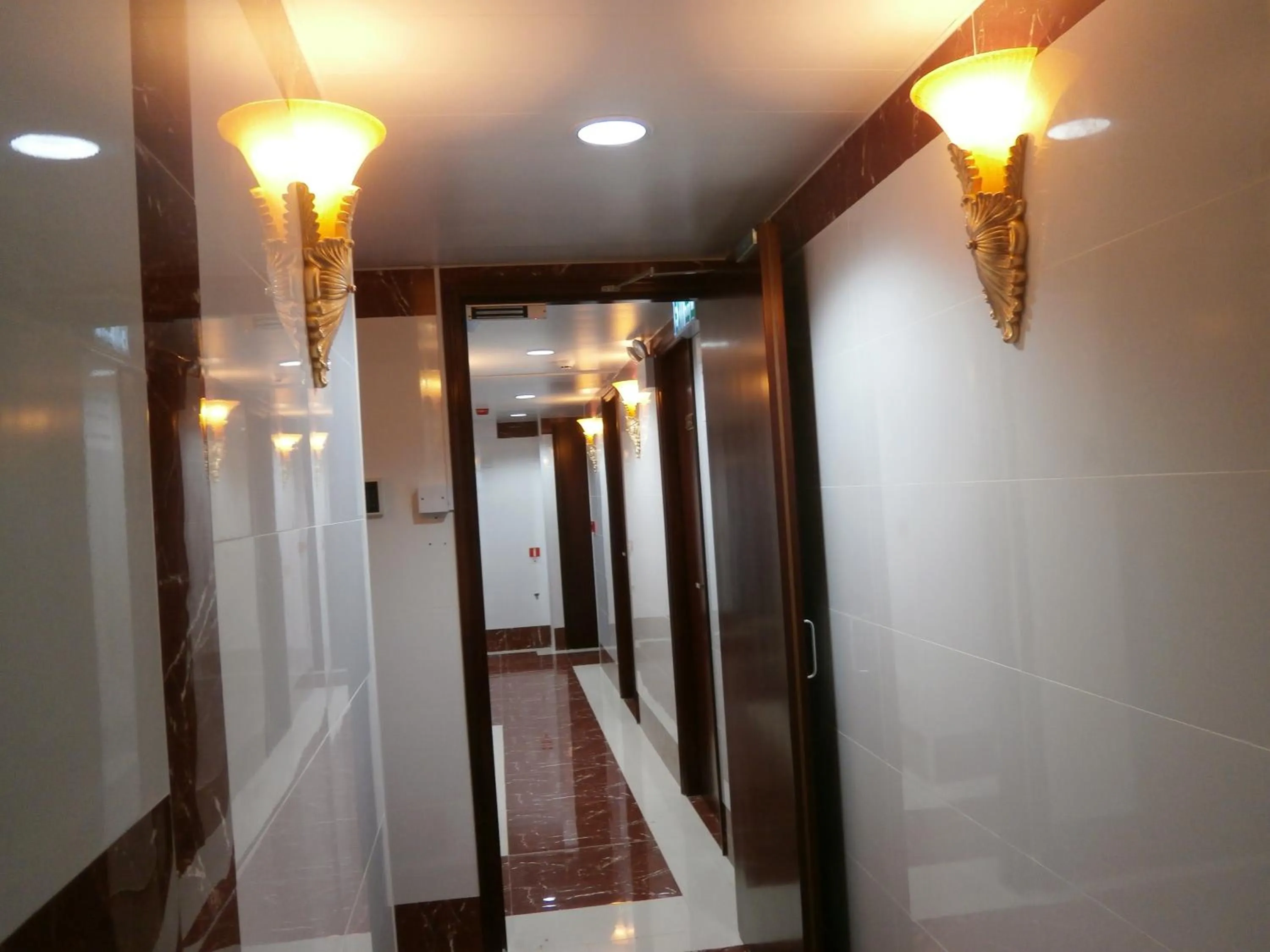 Other in Australia Lounge