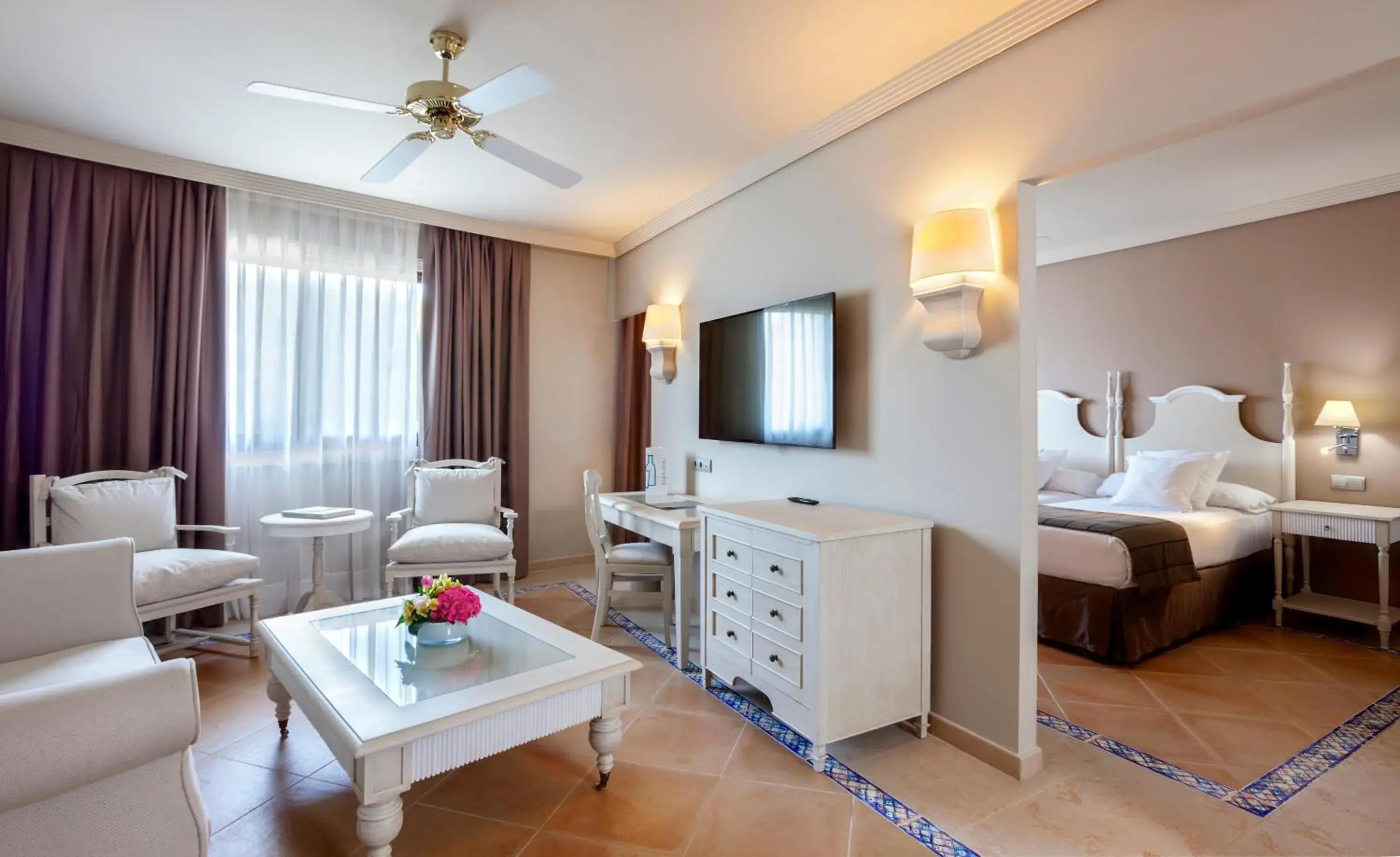 Photo of the whole room, Bed in Barceló Marbella Photo of the whole room, Bed in Barceló Marbella