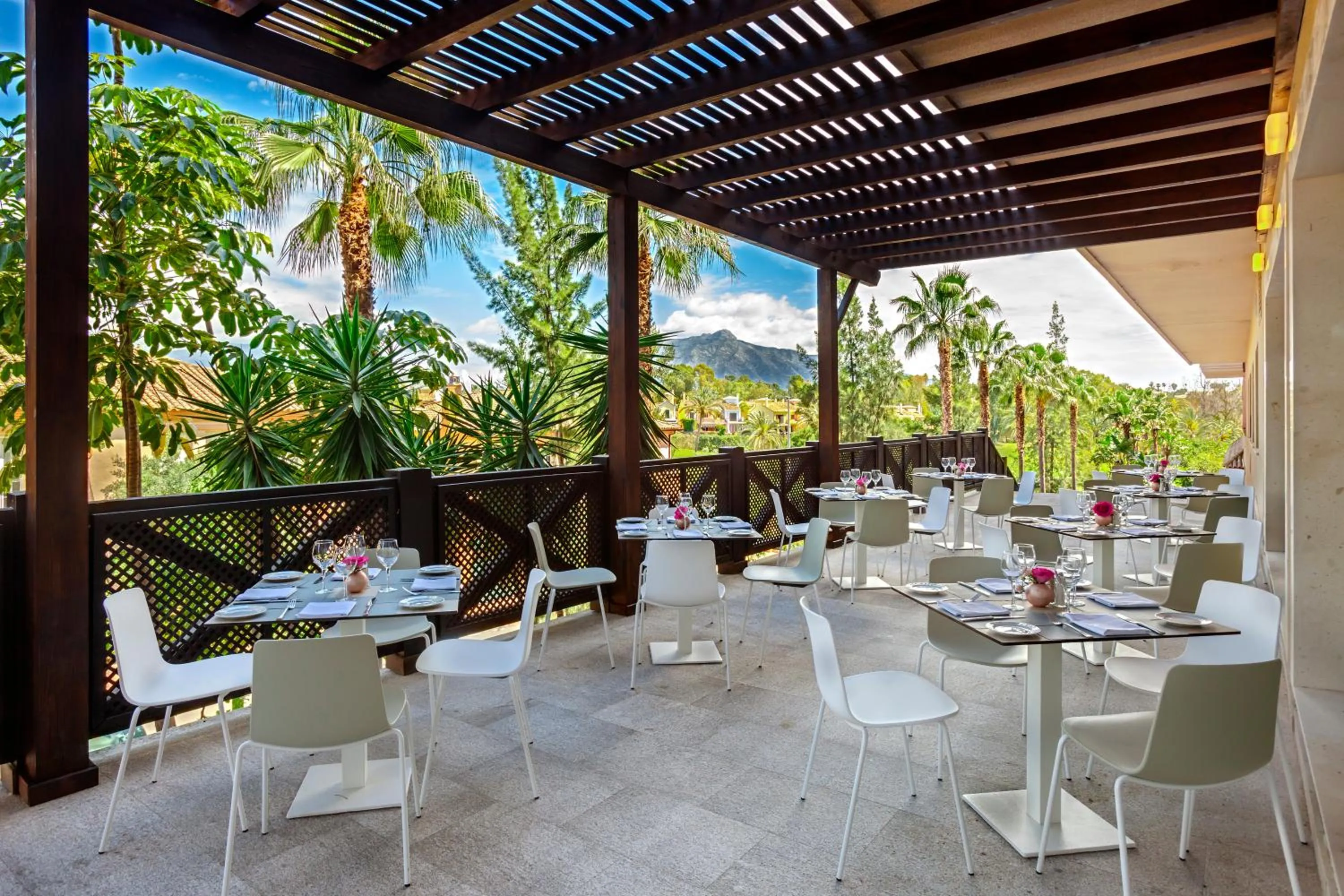 Restaurant/places to eat in Barceló Marbella