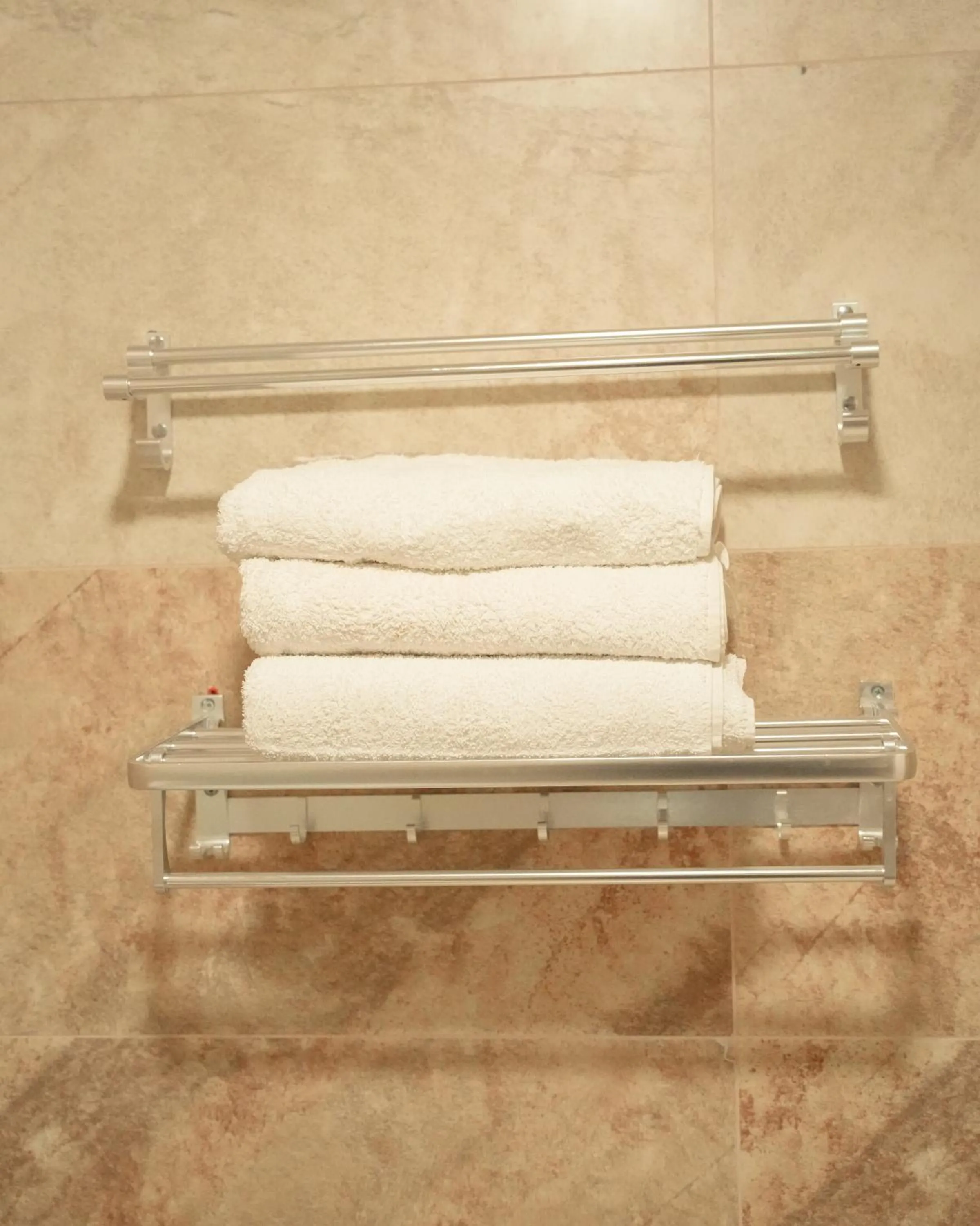Bathroom in Raqeem Hotel