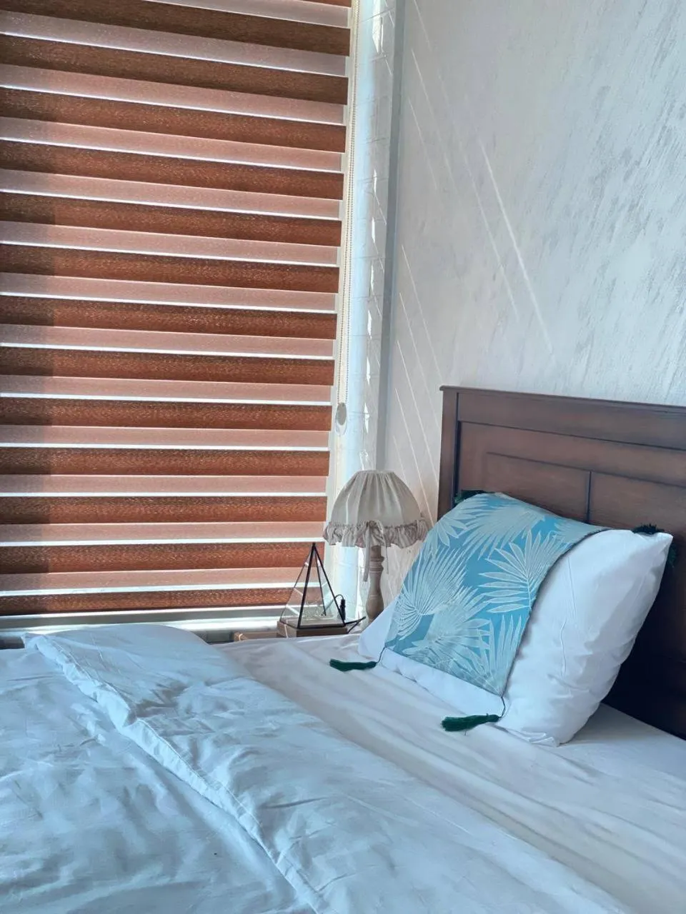 Bed in Raqeem Hotel