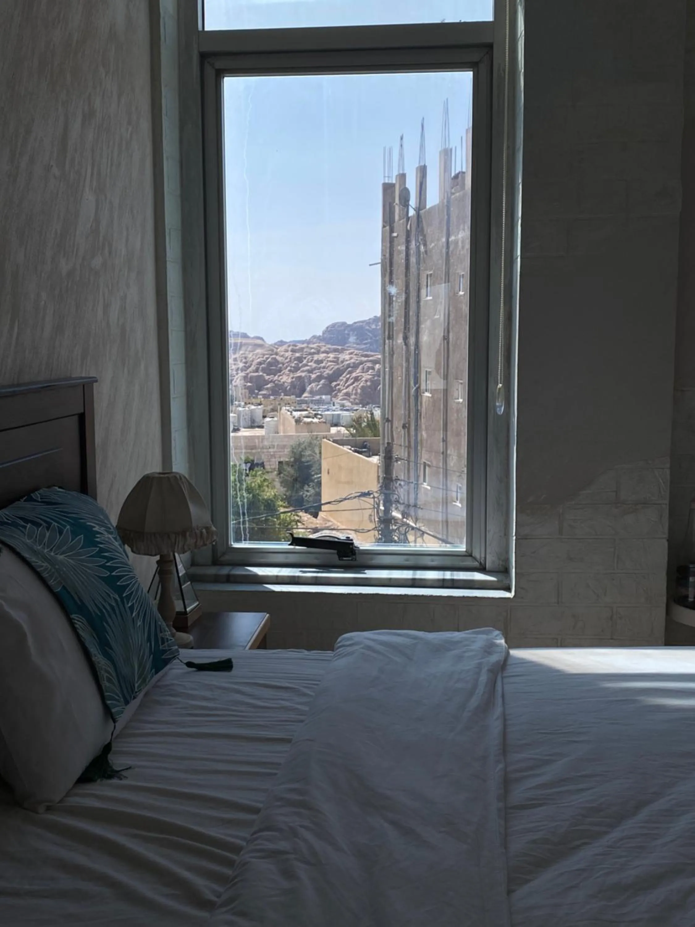 Mountain view, Bed in Raqeem Hotel