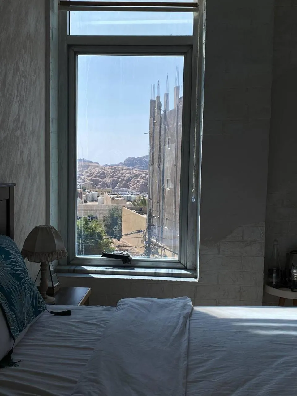 Bed in Raqeem Hotel