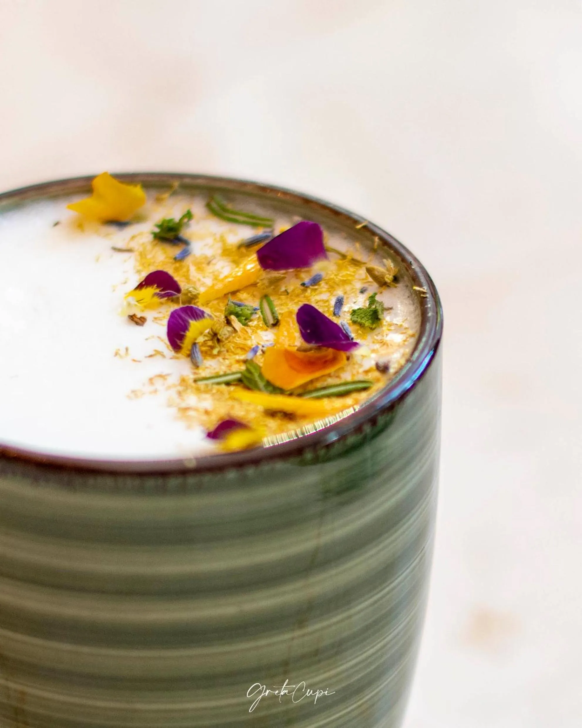 Drinks in Oak & Poppy