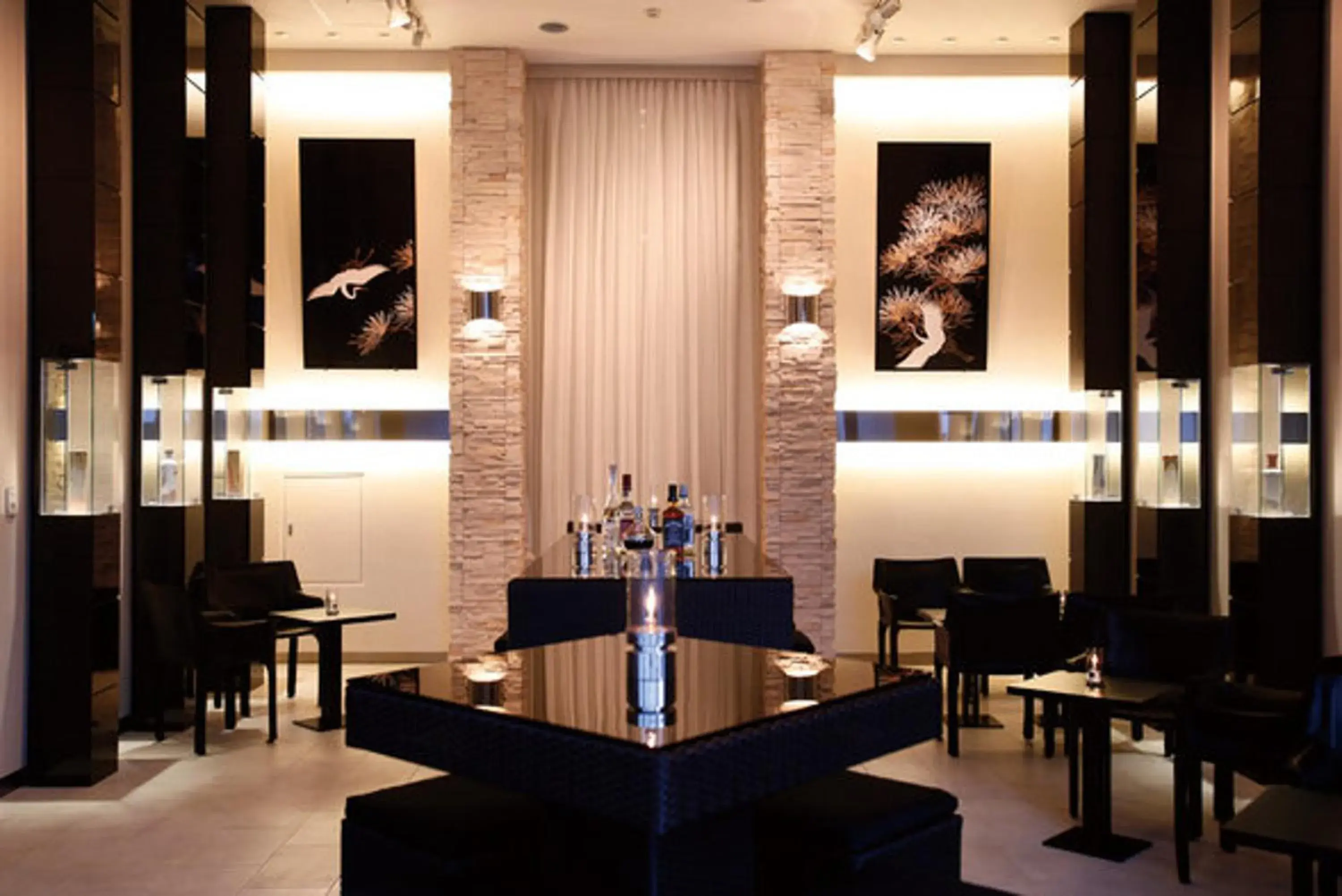 Lounge or bar in The Screen Lounge or bar in The Screen