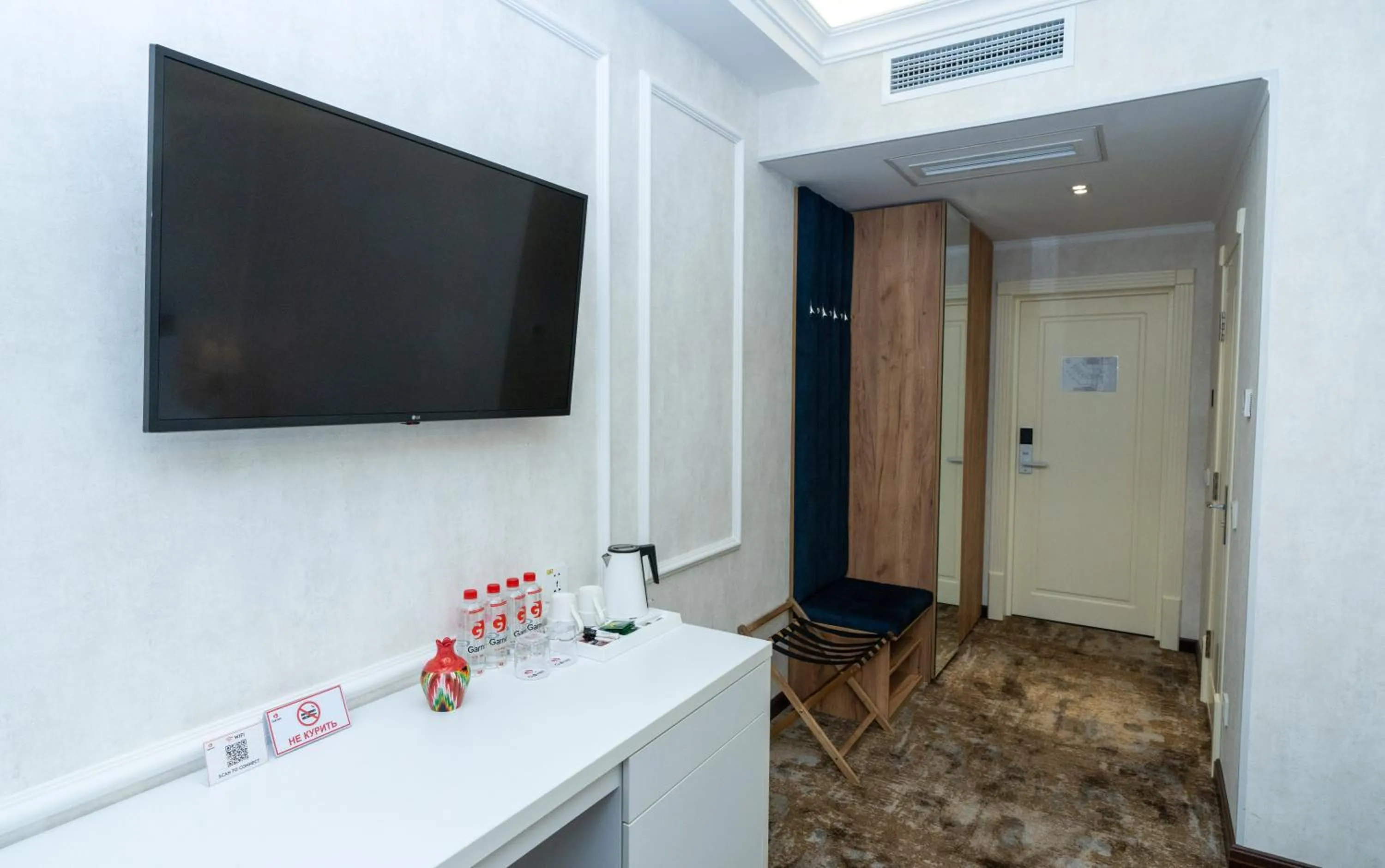 wardrobe in Garnet Hotel Tashkent