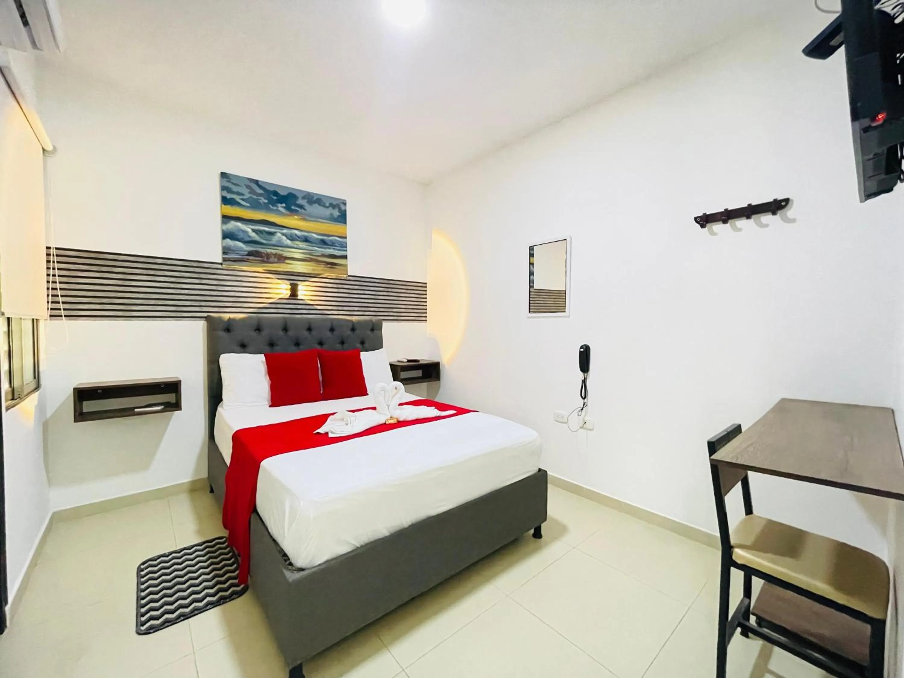 Bed in ANAJIRAWAA HOTEL