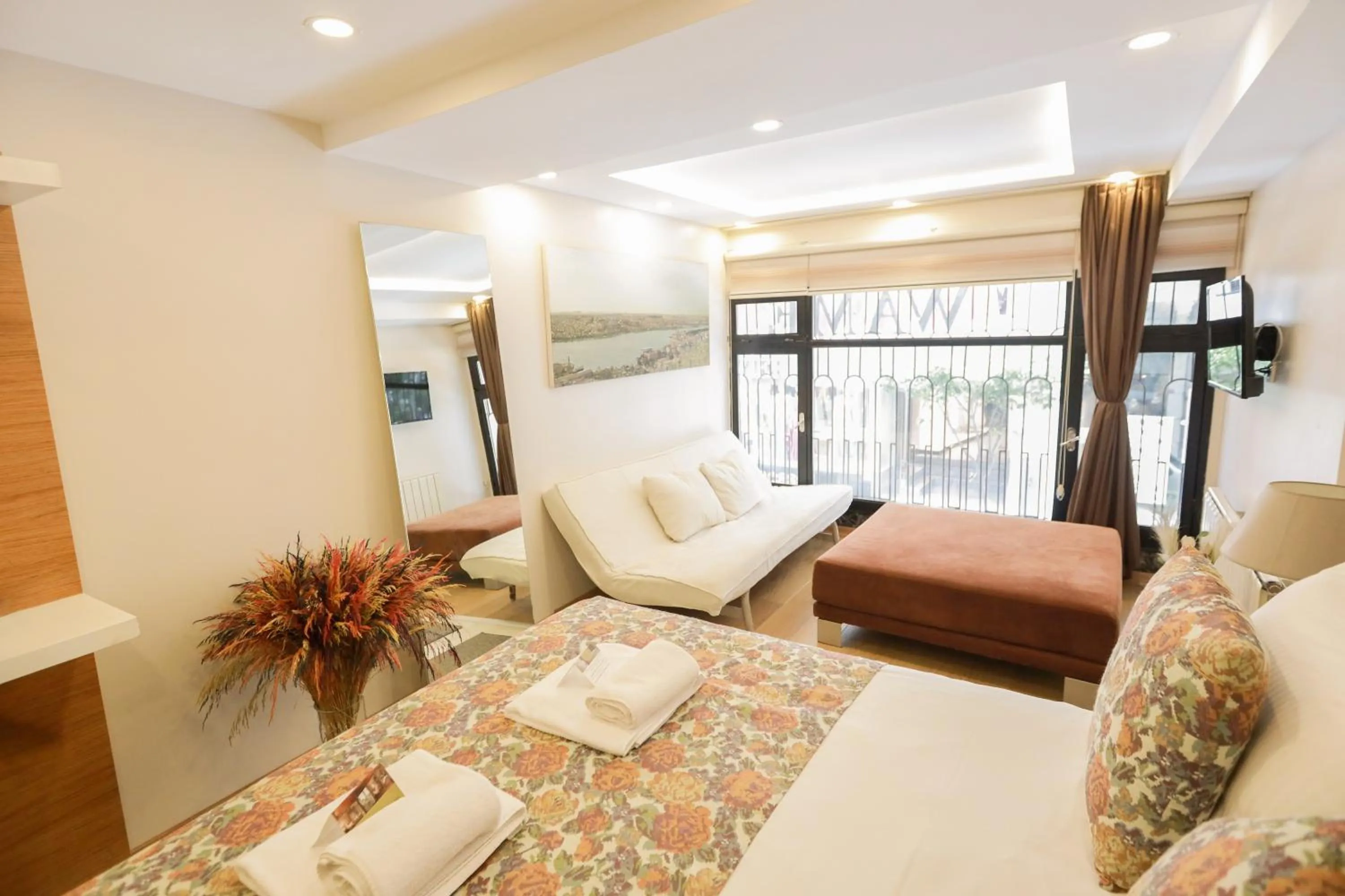 Photo of the whole room, Bed in Wame Suite Hotel Nisantasi