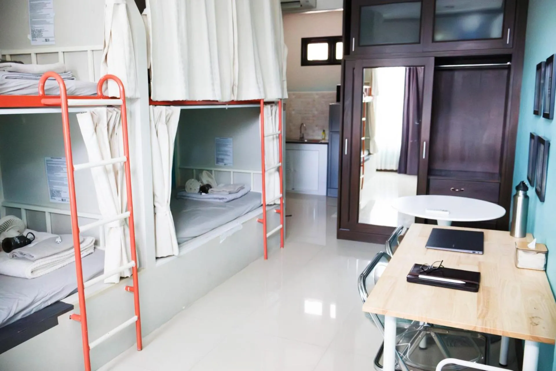 Property building, Bed in October Hostel ChiangMai
