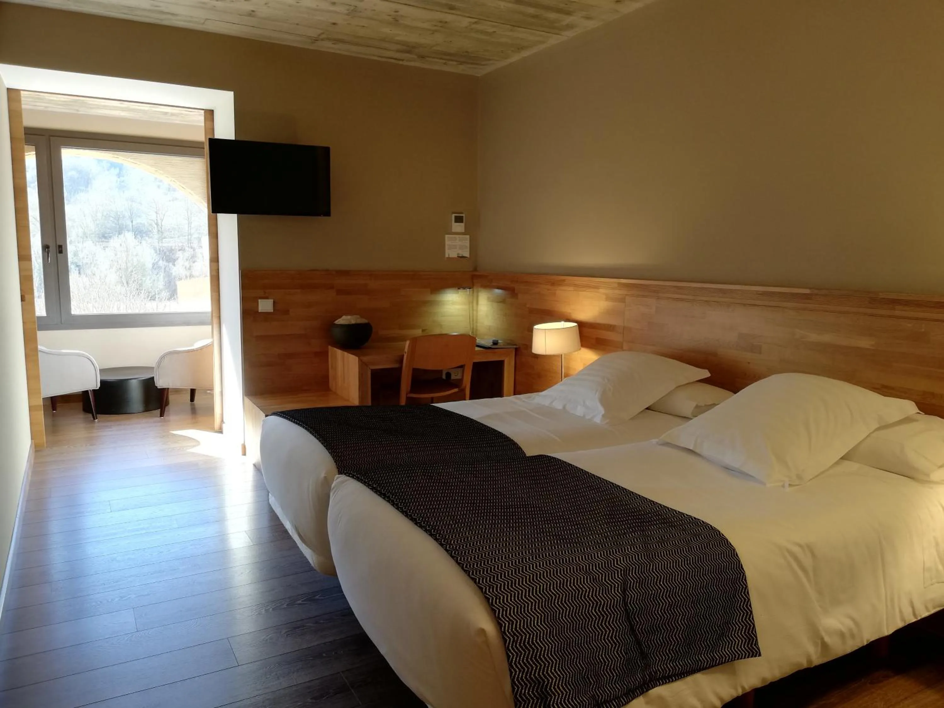 Bedroom, Bed in Les Planes del Grau