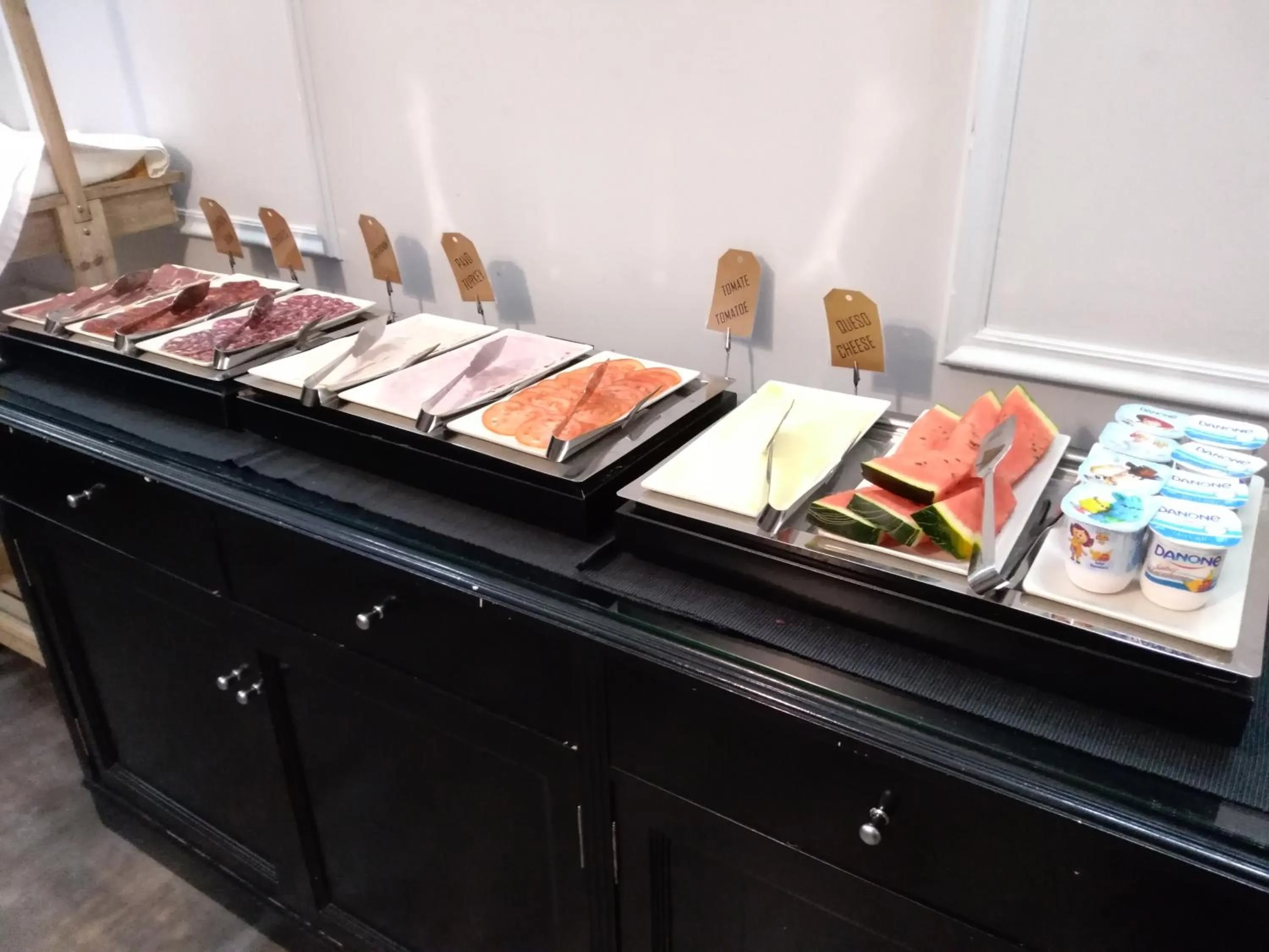 Breakfast in AACR Hotel Monteolivos