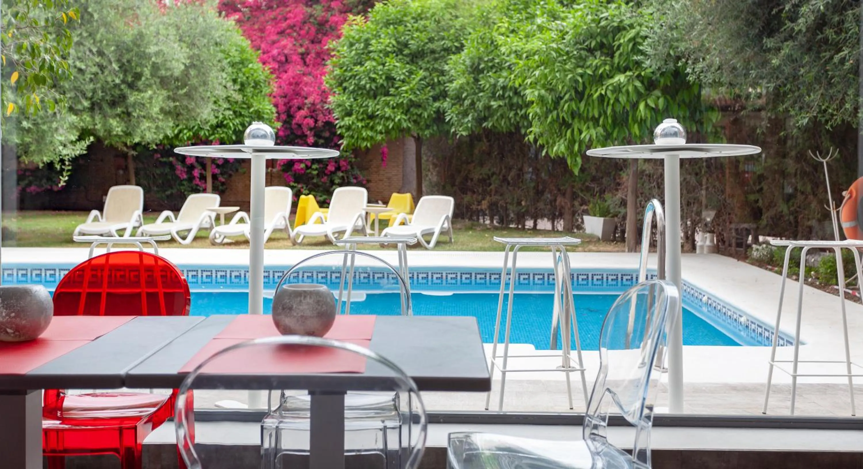 Lounge or bar in AACR Hotel Monteolivos