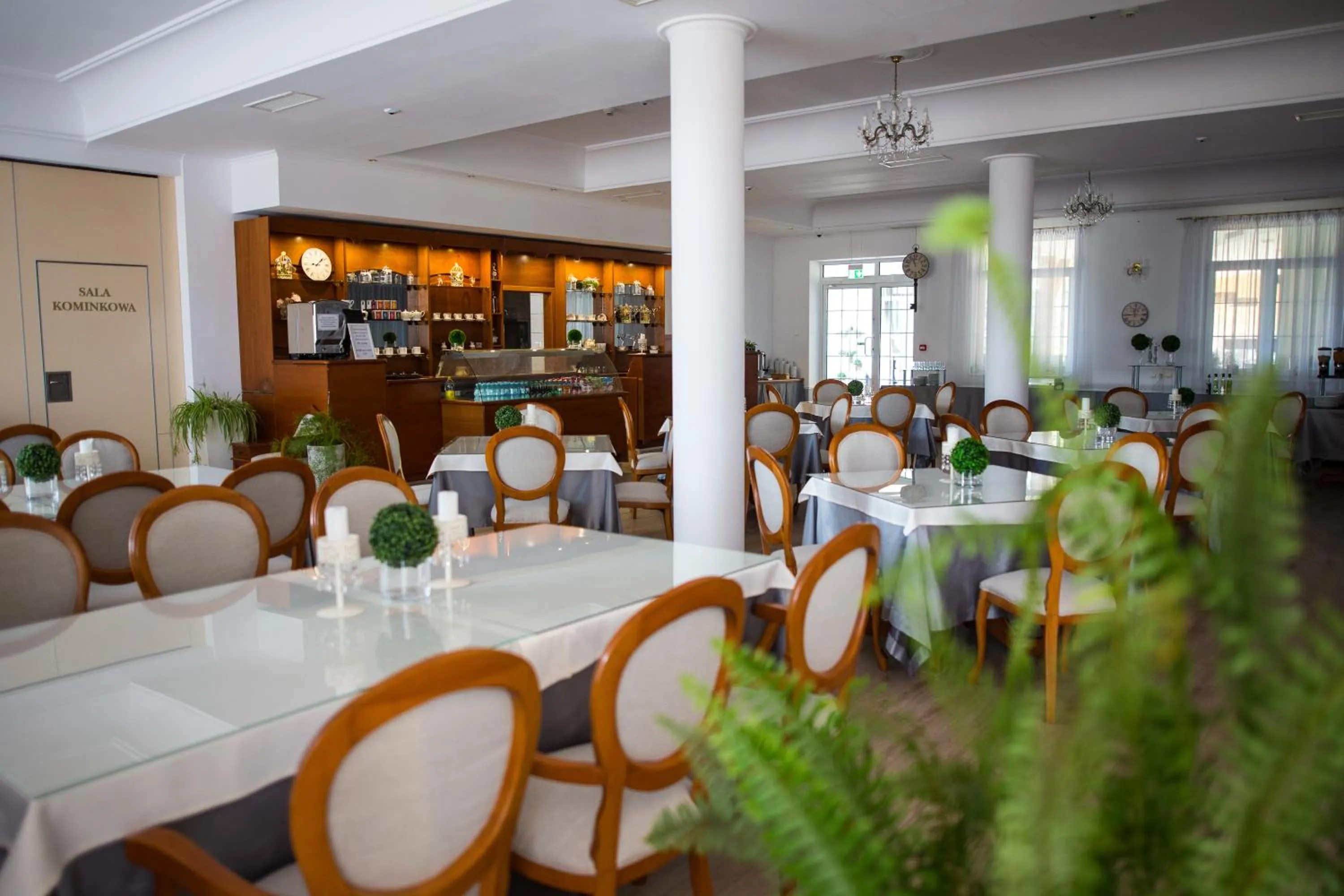 Restaurant/places to eat in W Krainie Alicji