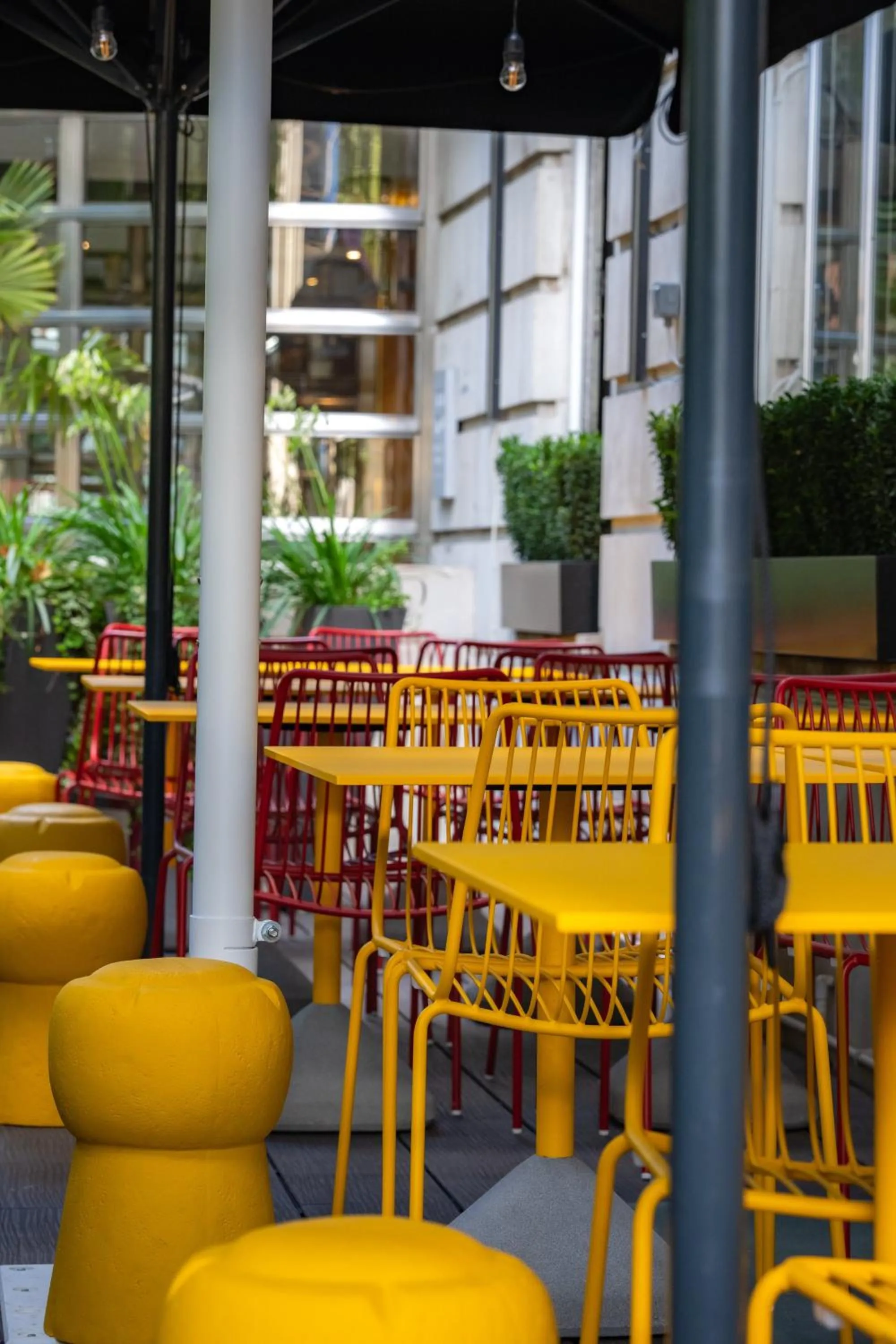 Lounge or bar in Tavistock Hotel