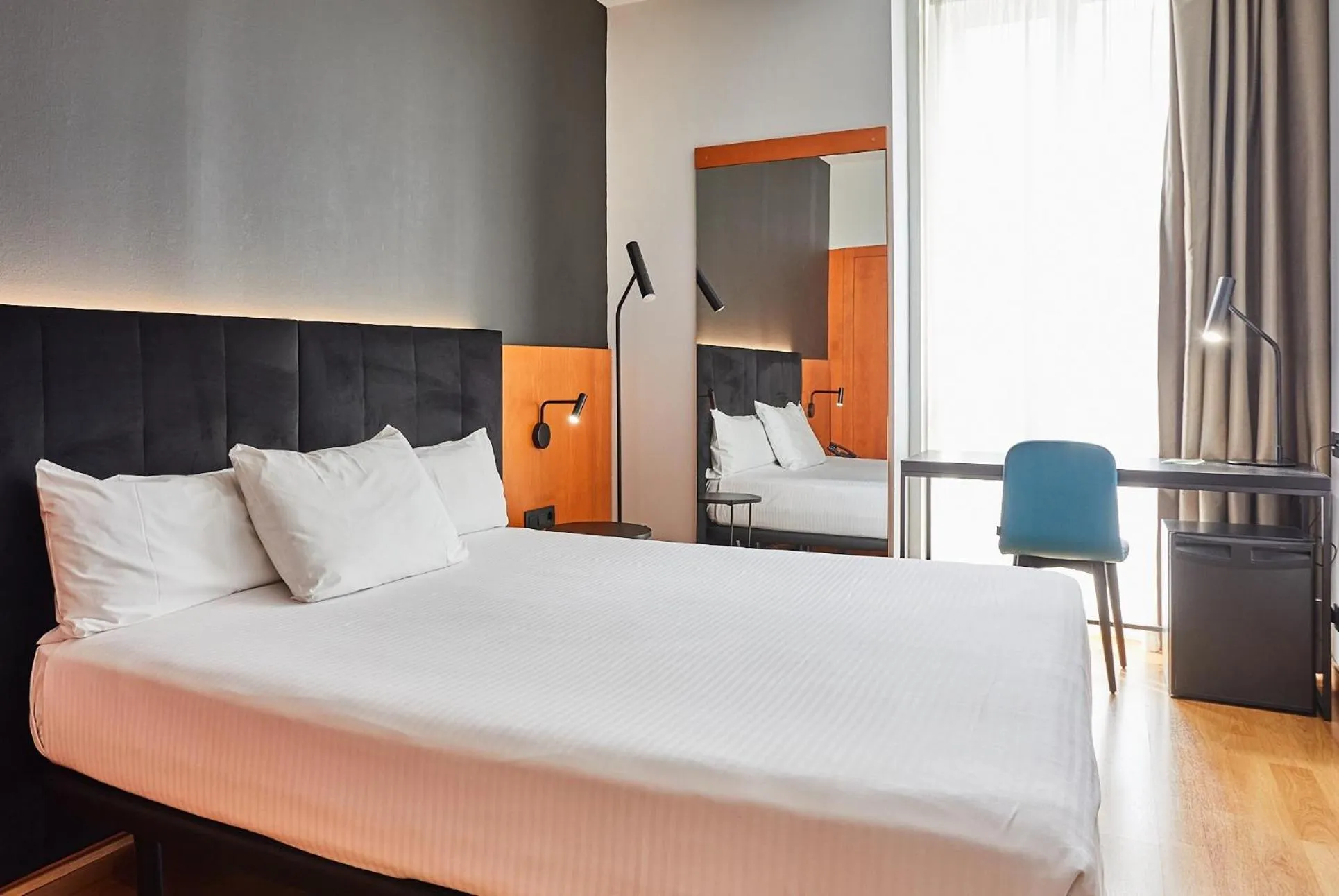 Bedroom, Bed in Silken Sant Gervasi