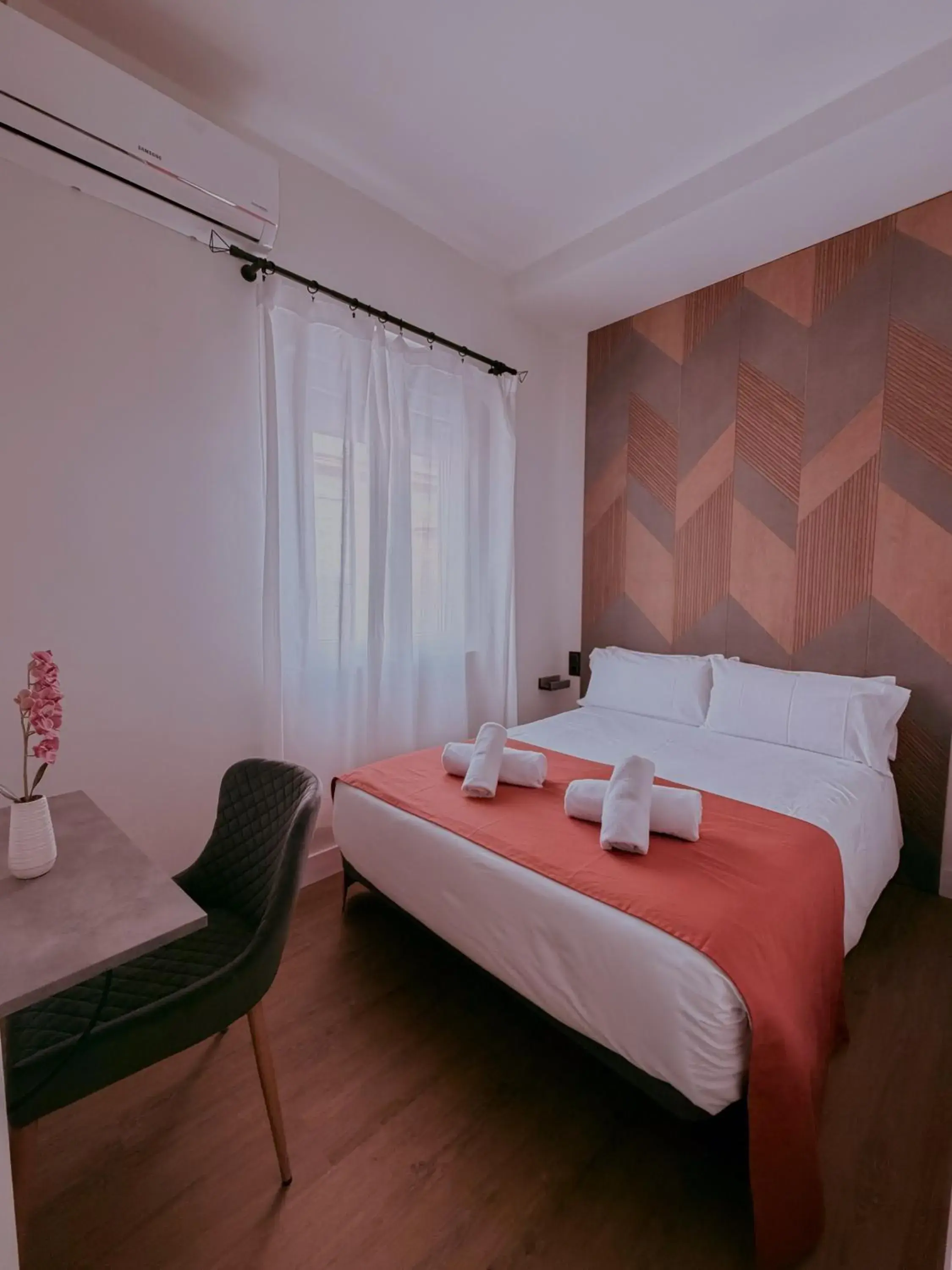 Standard Double Room in La Banda Suites Standard Double Room in La Banda Suites