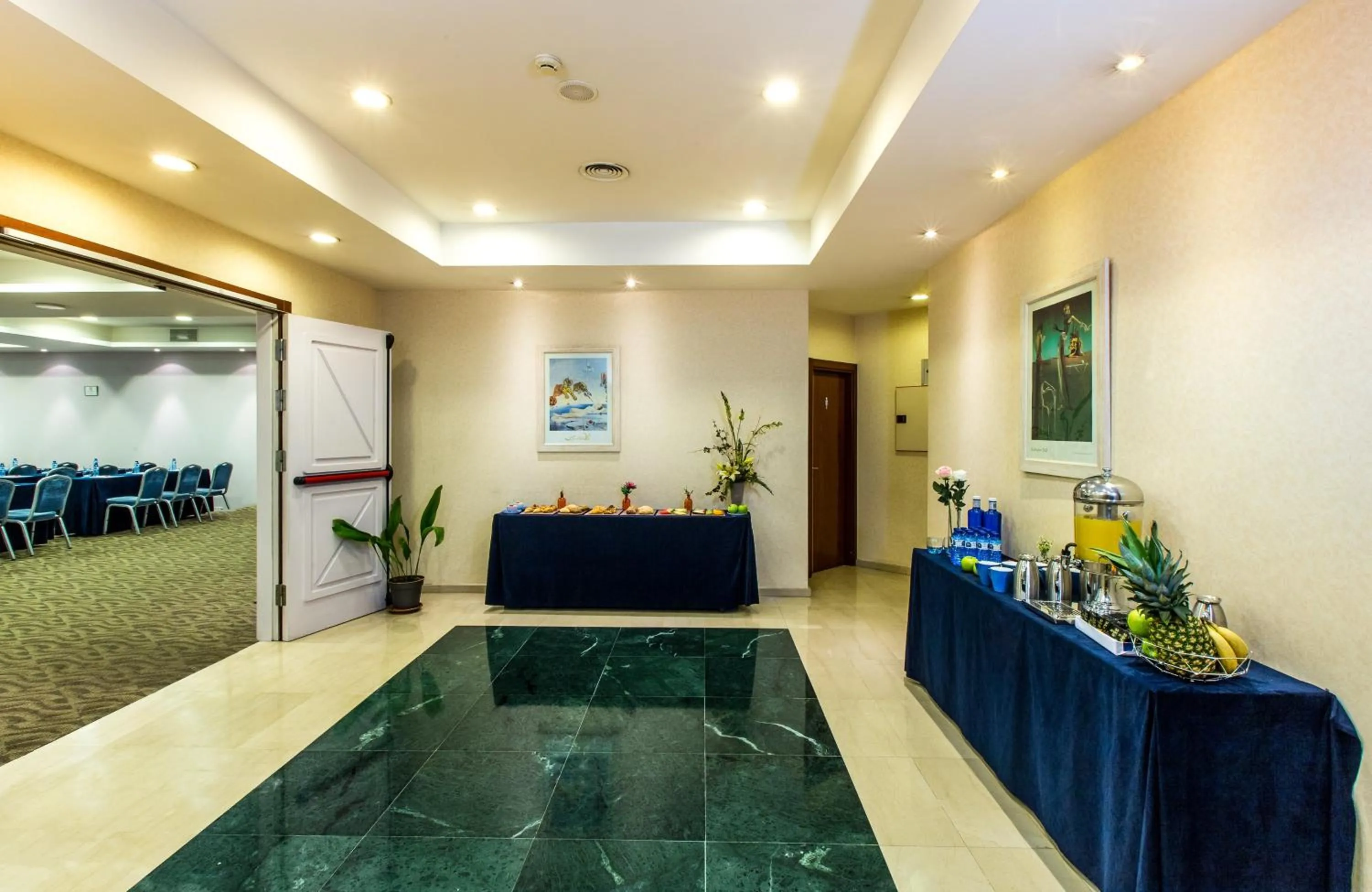 Meeting/conference room in Leonardo Hotel Barcelona Gran Via